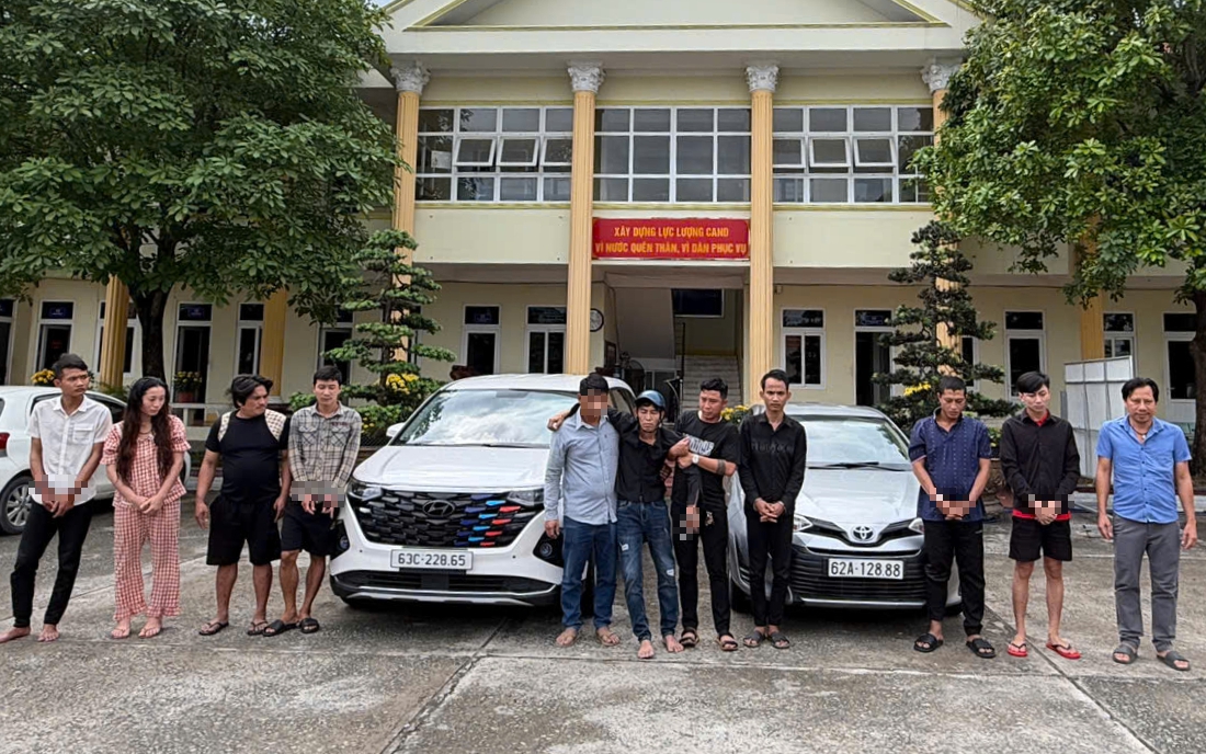 Tây Ninh: Khởi tố 10 bị can bắt giữ, đánh đập phụ nữ để cướp 157 triệu đồng