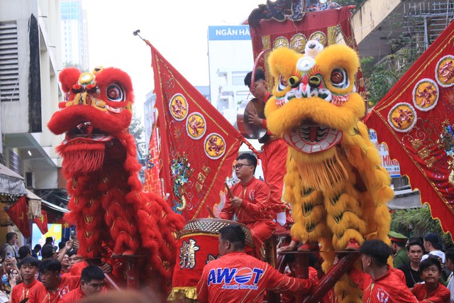 Xem diễu hành lễ hội Nguyên tiêu ở đâu tại TP.HCM?- Ảnh 2.