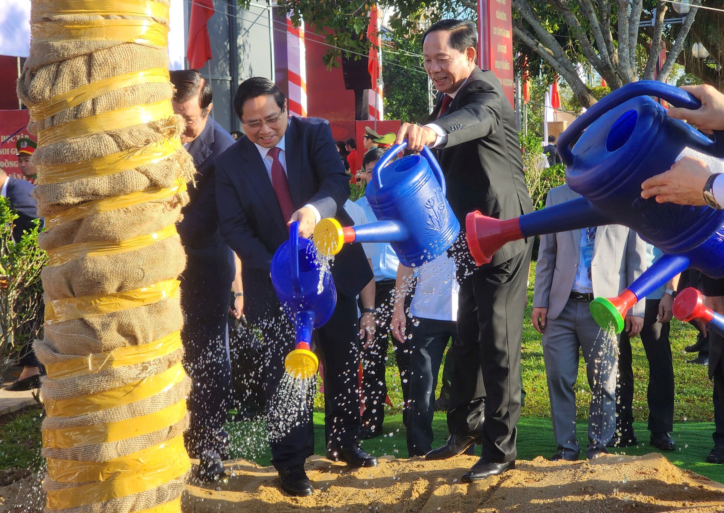 Thủ tướng - Ảnh 3.