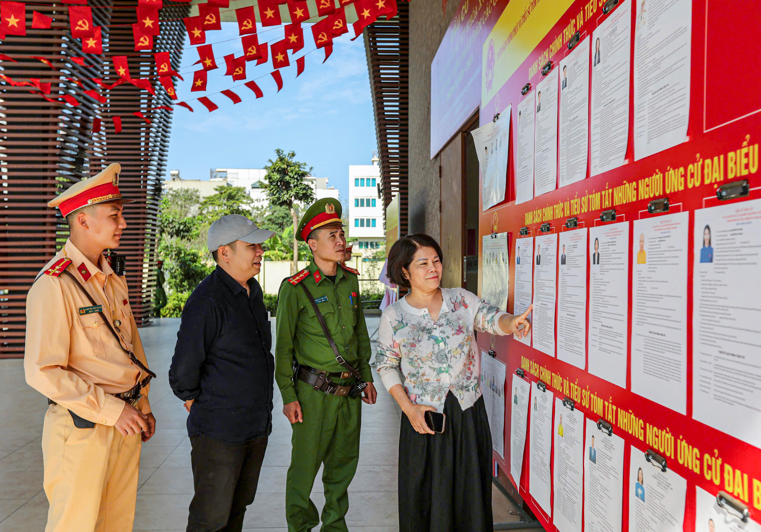 Giữ lời hứa trước lá phiếu của nhân dân - Ảnh 1.