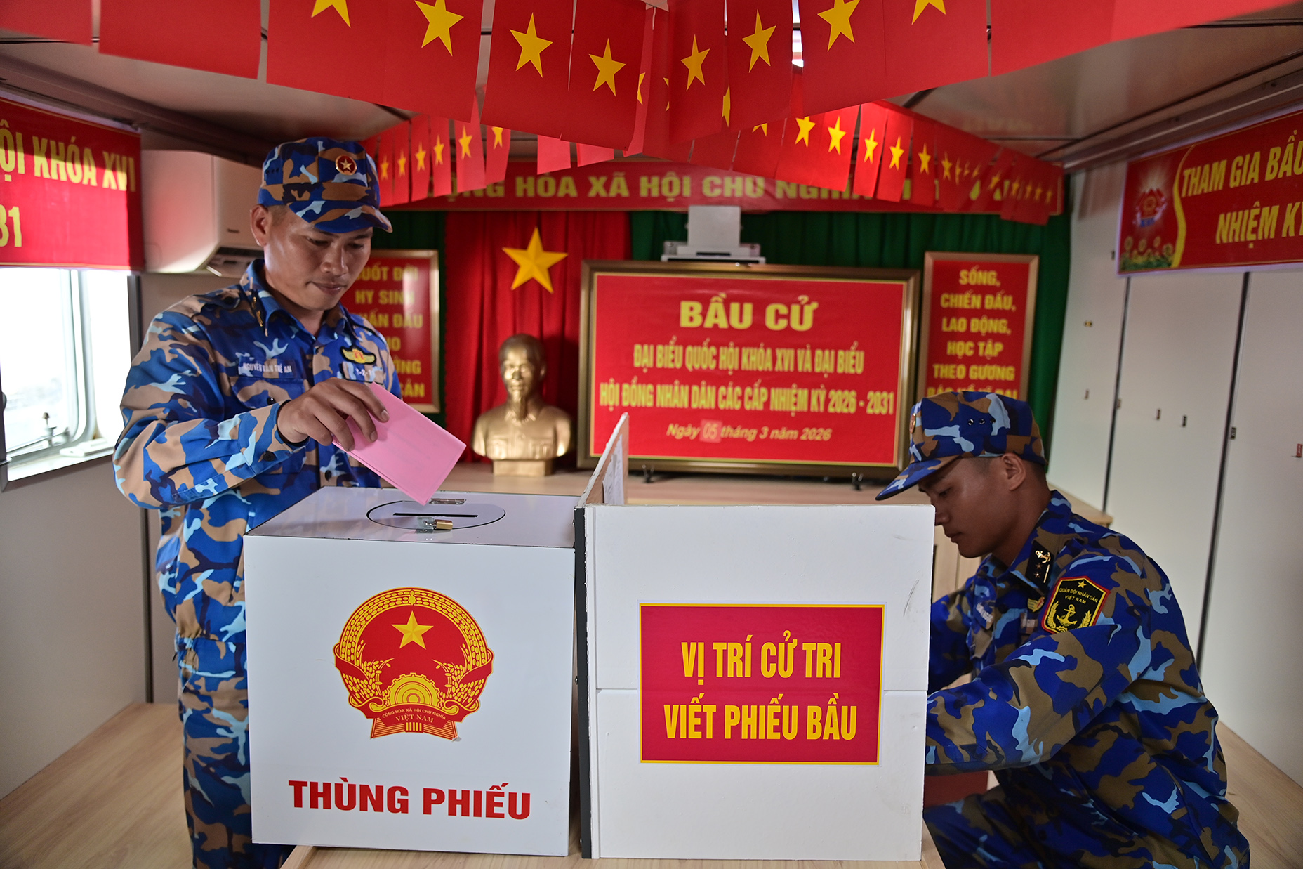 bầu cử - Ảnh 1.