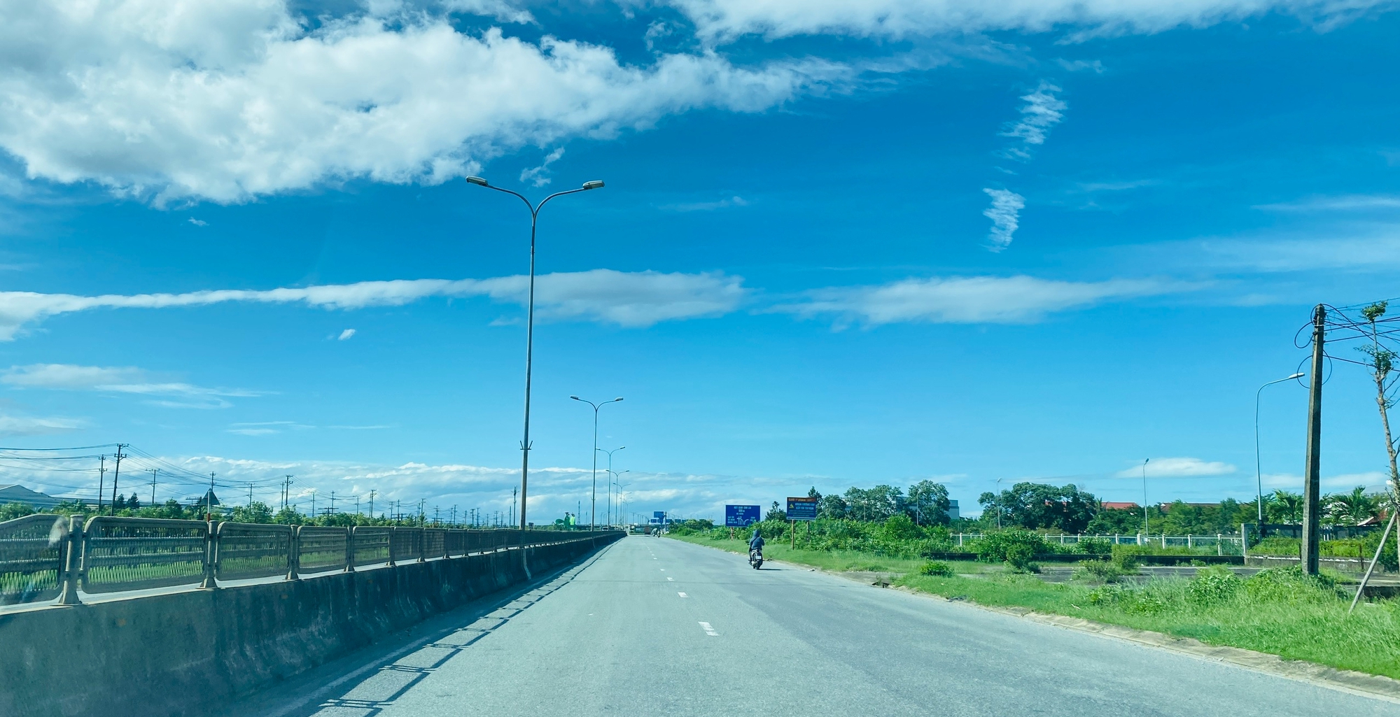 Đà Nẵng thống nhất hướng, tuyến đường cao tốc nội thị nối từ trung tâm đến Chu Lai - Ảnh 1.