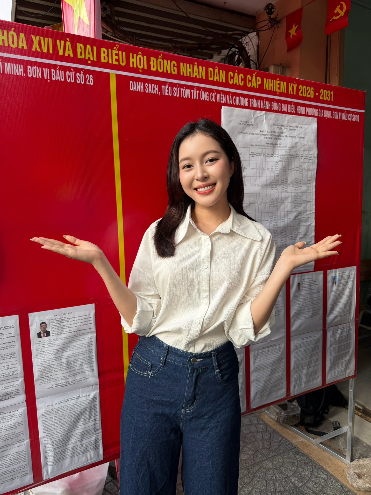 Sao Việt khoe những khoảnh khắc khó quên khi đi bầu cử - Ảnh 12.