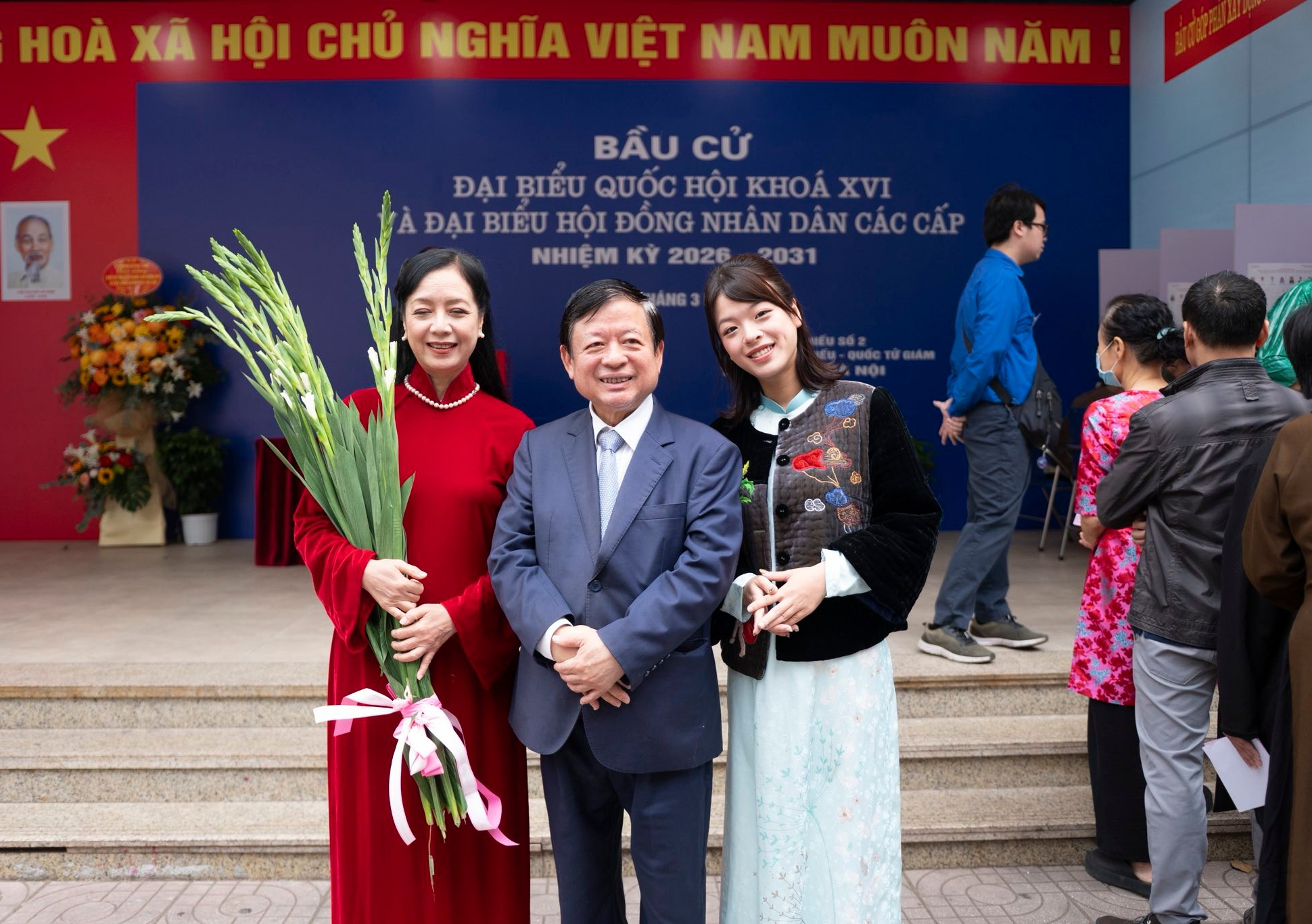 Chiều Xuân - Ảnh 1.