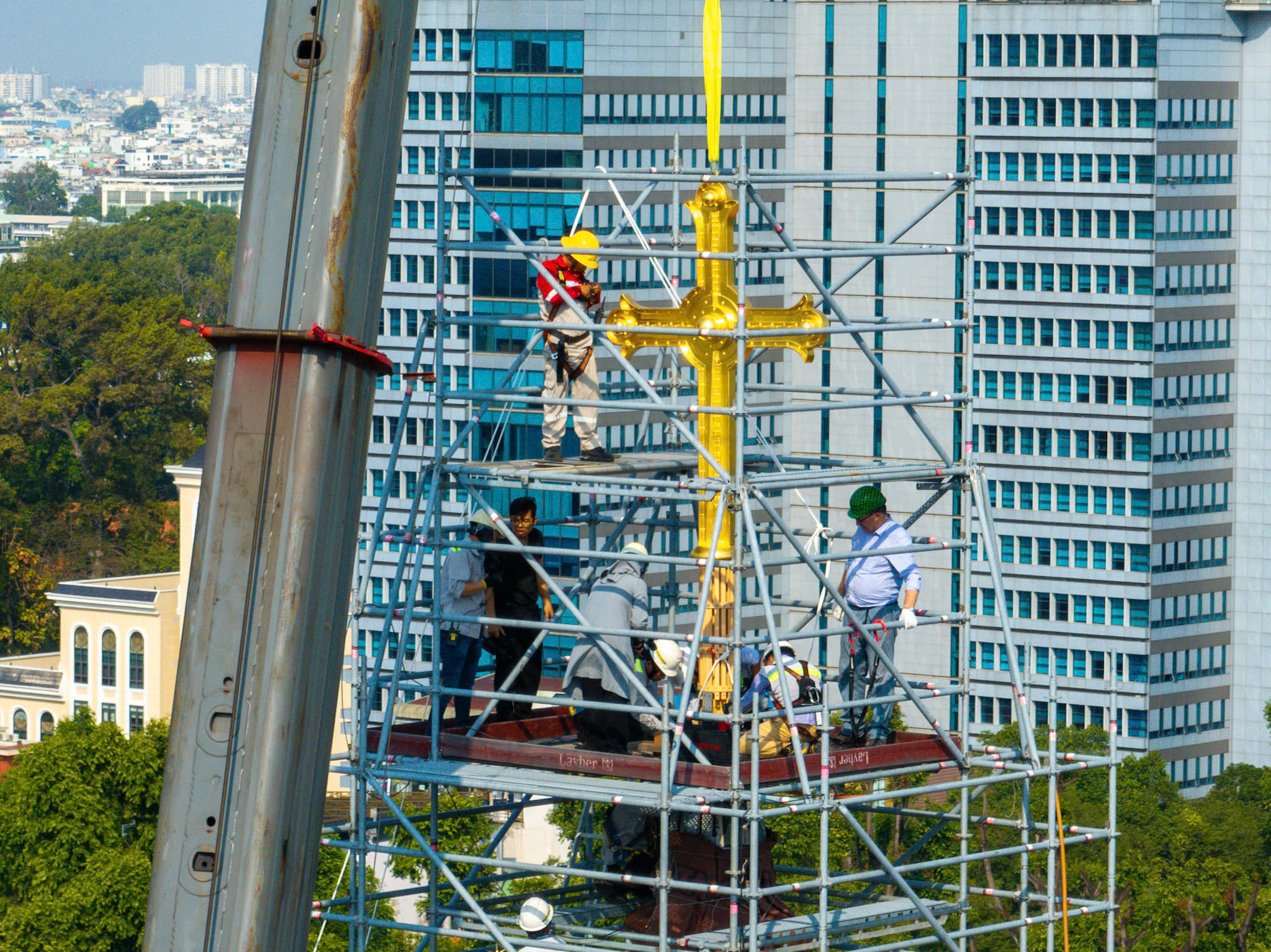 nhà thờ Đức Bà - Ảnh 9.