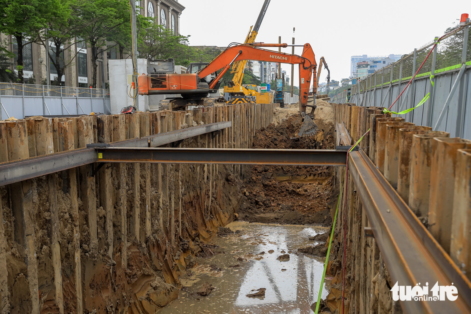 Hanoi races to complete flood-control projects ahead of rainy season- Ảnh 4.