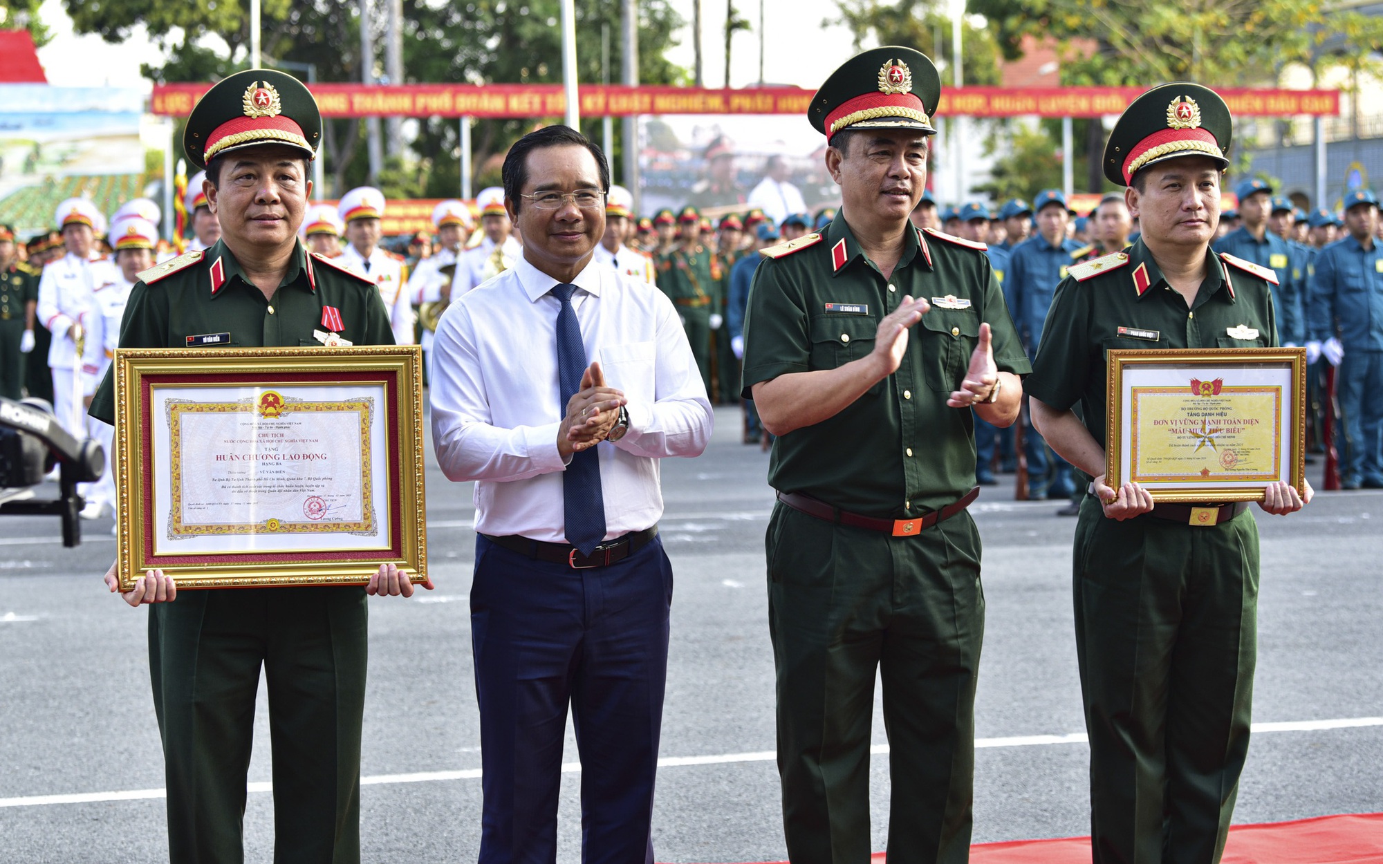 TP.HCM ra quân huấn luyện 2026, phát động thi đua phục vụ bầu cử Quốc hội