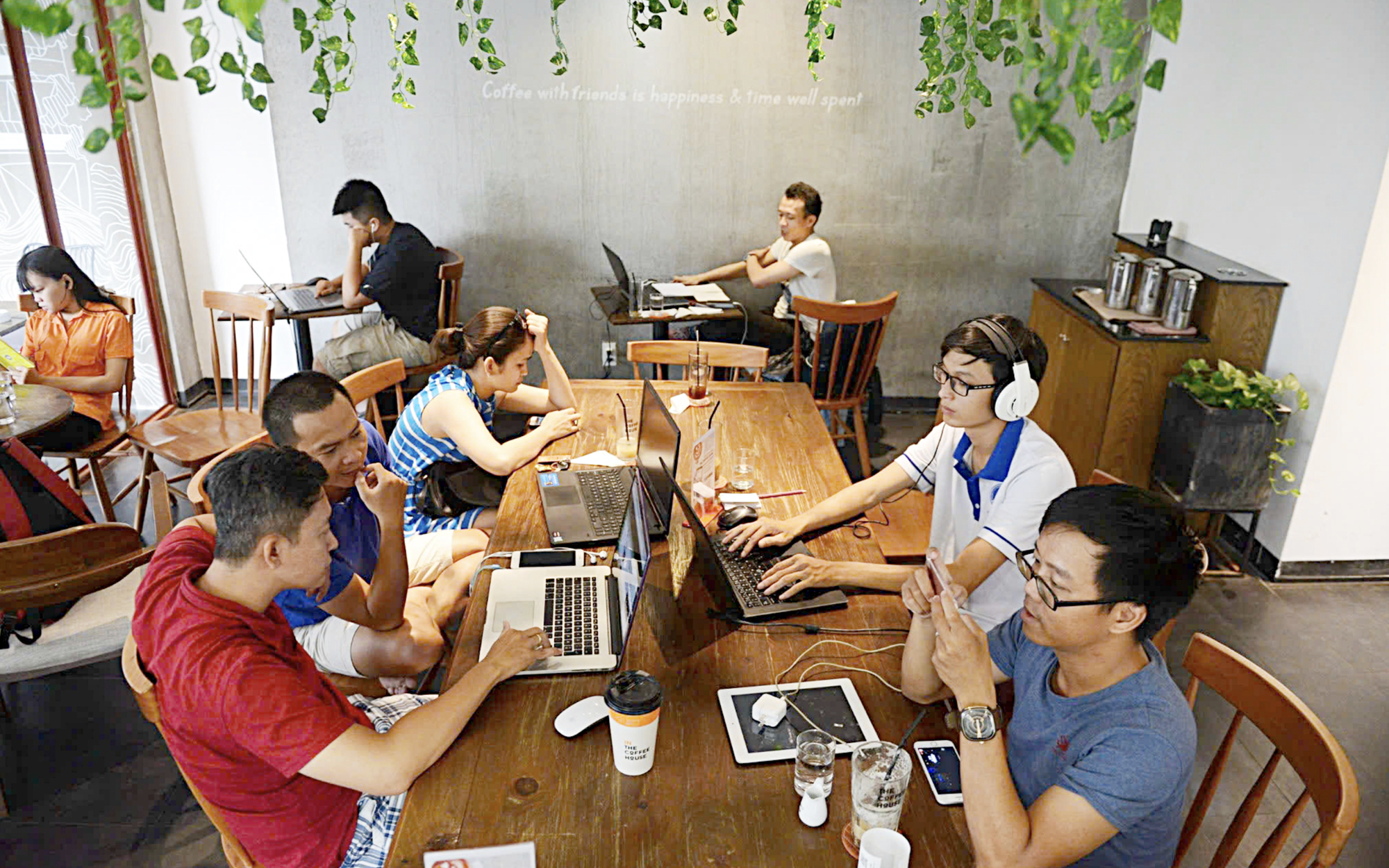 Vietnam’s Internet infrastructure ready to power low-altitude economy- Ảnh 1.