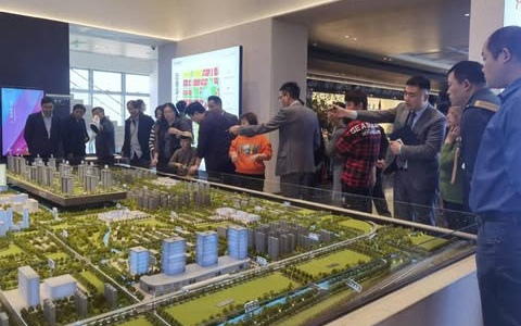Bất động sản Trung Quốc trì trệ, giá nhà giảm sâu kìm hãm nền kinh tế lớn thứ hai thế giới