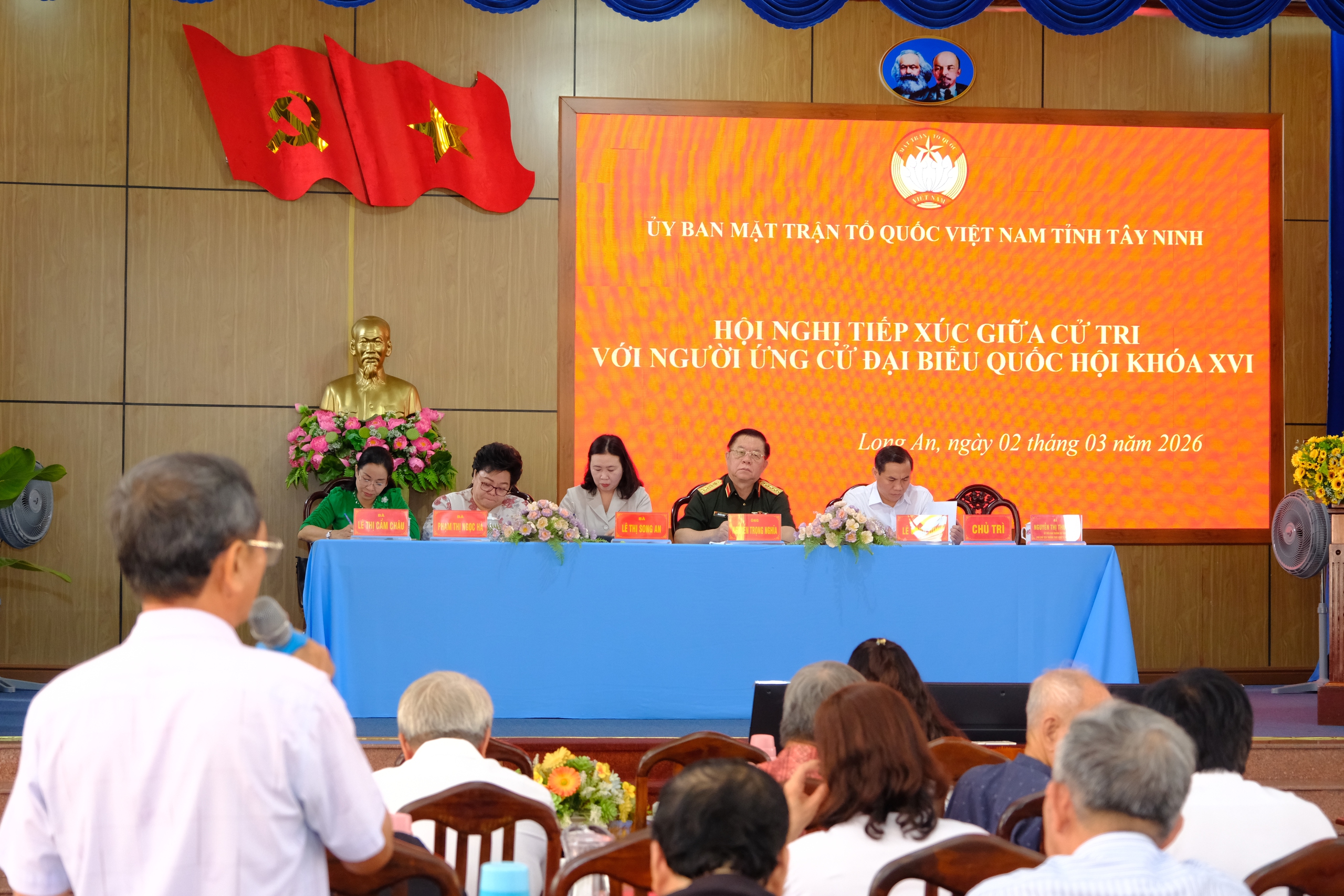 đại biểu - Ảnh 1.