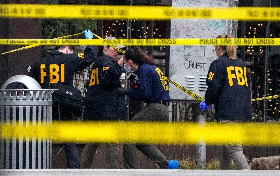 Vụ xả súng tại Austin: Nghi phạm mặc áo 'Tài sản của Allah', FBI điều tra động cơ khủng bố