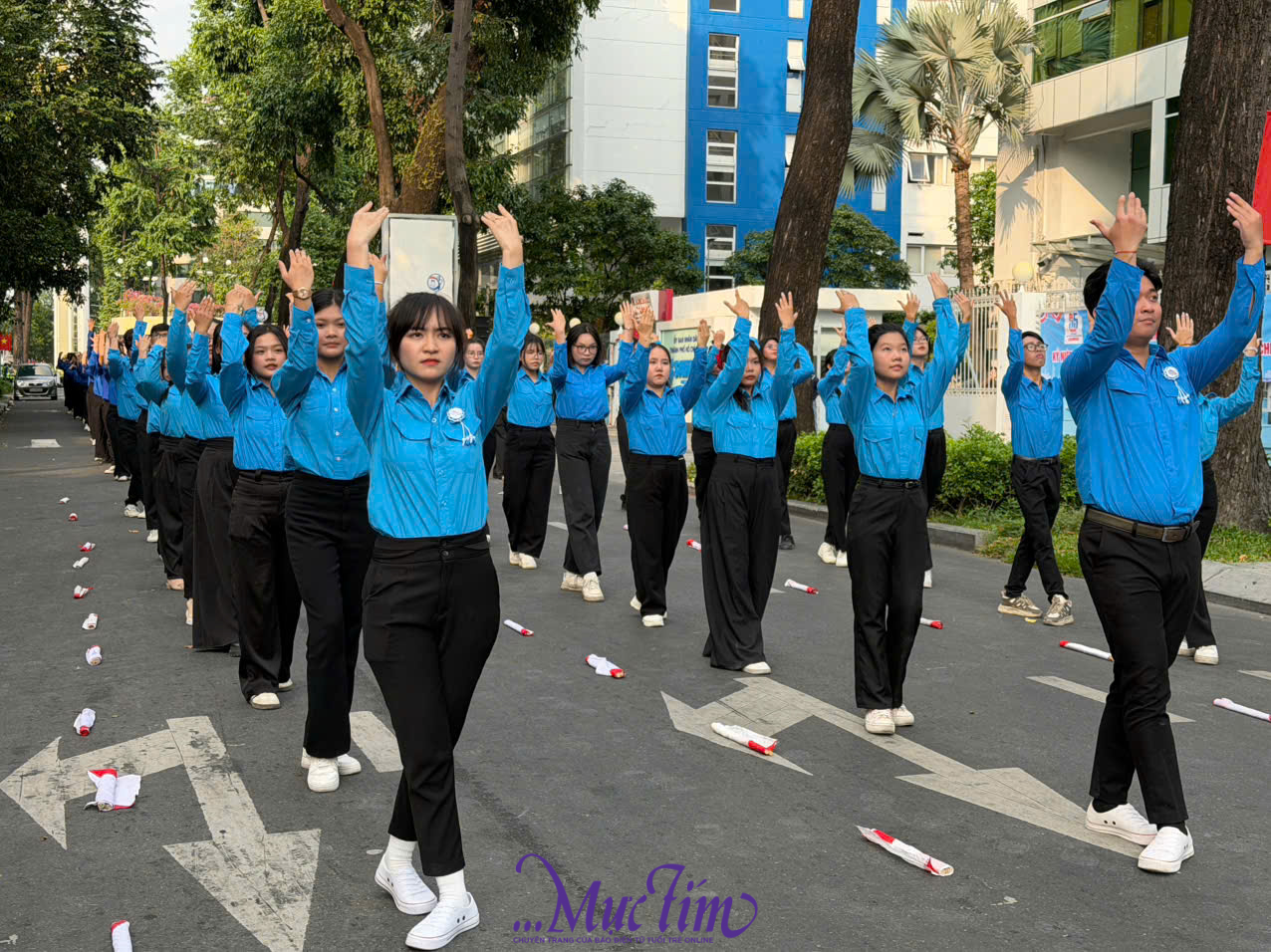 200 bạn trẻ đồng diễn trước thềm khai mạc Youth Fest lần 6- Ảnh 1.