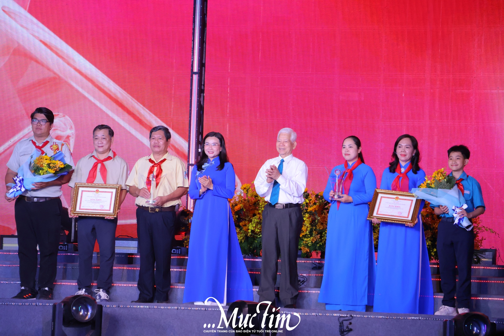 Youth Fest 2026: Tuổi trẻ TP.HCM bùng nổ cảm xúc tại chương trình kỷ niệm 95 năm thành lập Đoàn TNCS Hồ Chí Minh - Ảnh 10.