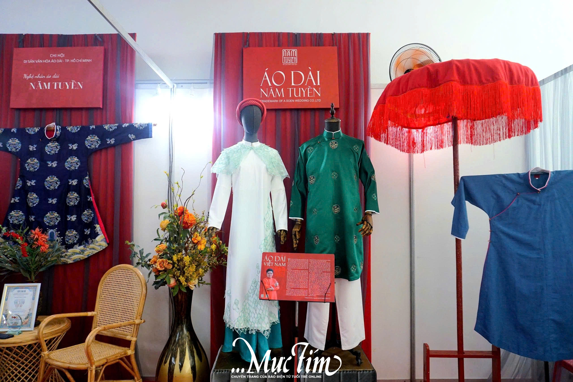 Bạn trẻ thích thú trải nghiệm Việt phục tại Ngày hội Tóc xanh vạt áo 2026- Ảnh 2. Bạn trẻ thích thú trải nghiệm Việt phục tại Ngày hội Tóc xanh vạt áo 2026- Ảnh 2.