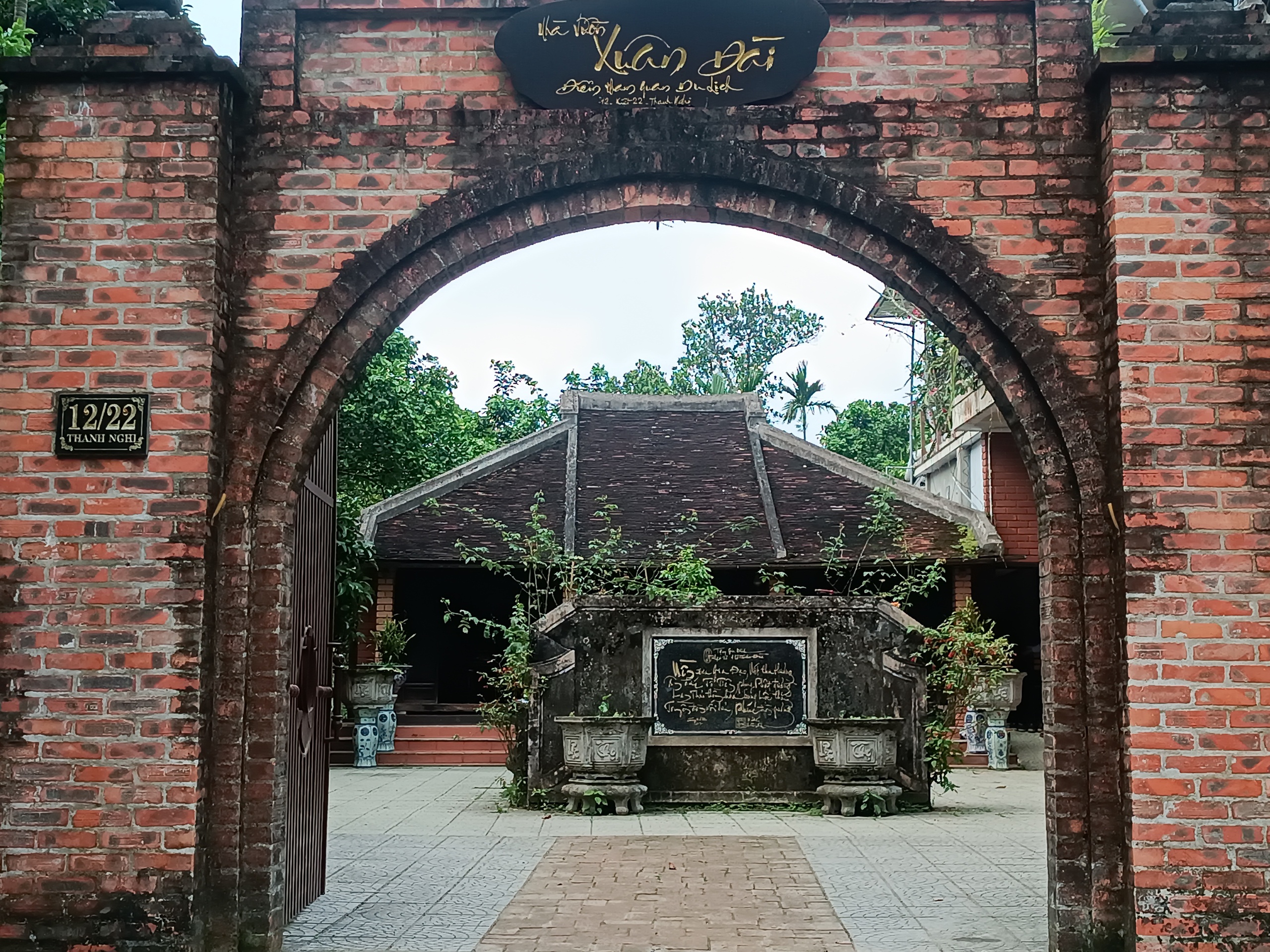 Mùa xuân về Huế, thong dong ở làng Thủy Biều cổ xưa - Ảnh 4.