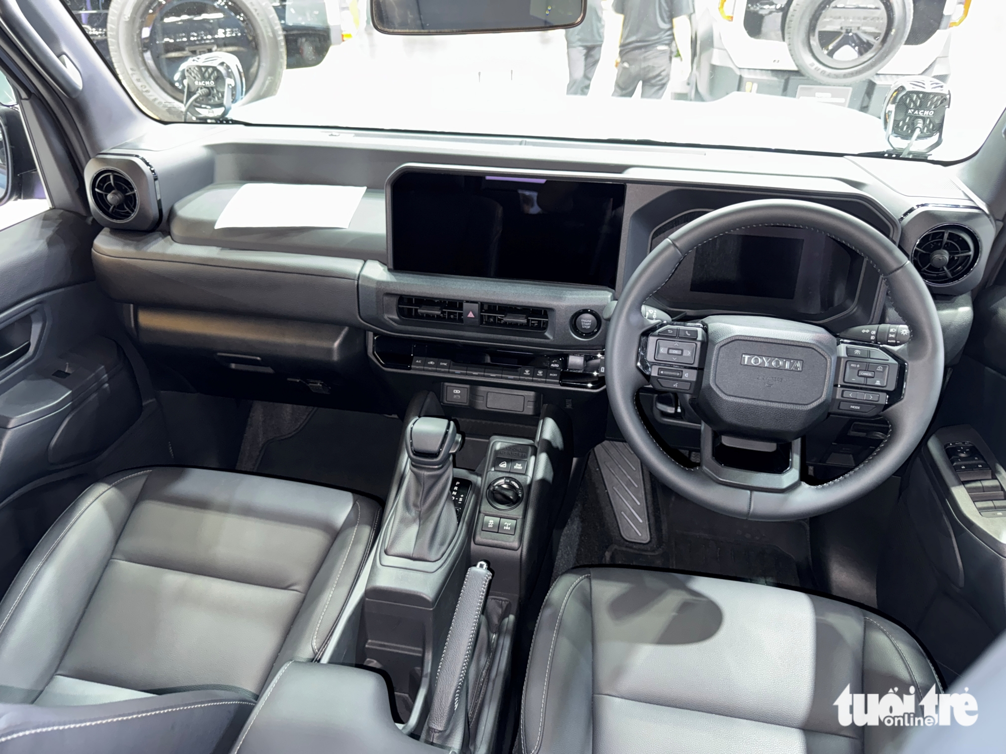 Toyota Land Cruiser FJ - Ảnh 5.