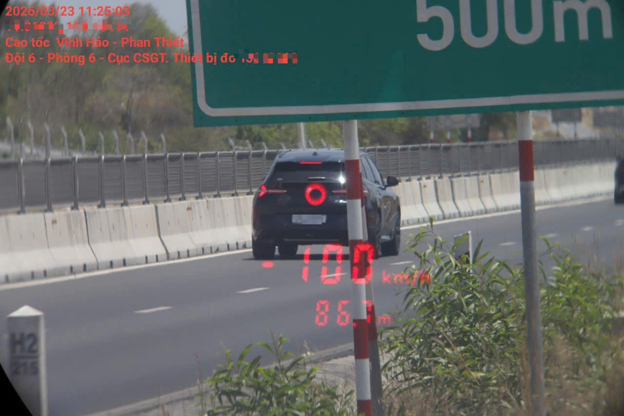 cao tốc - Ảnh 1.