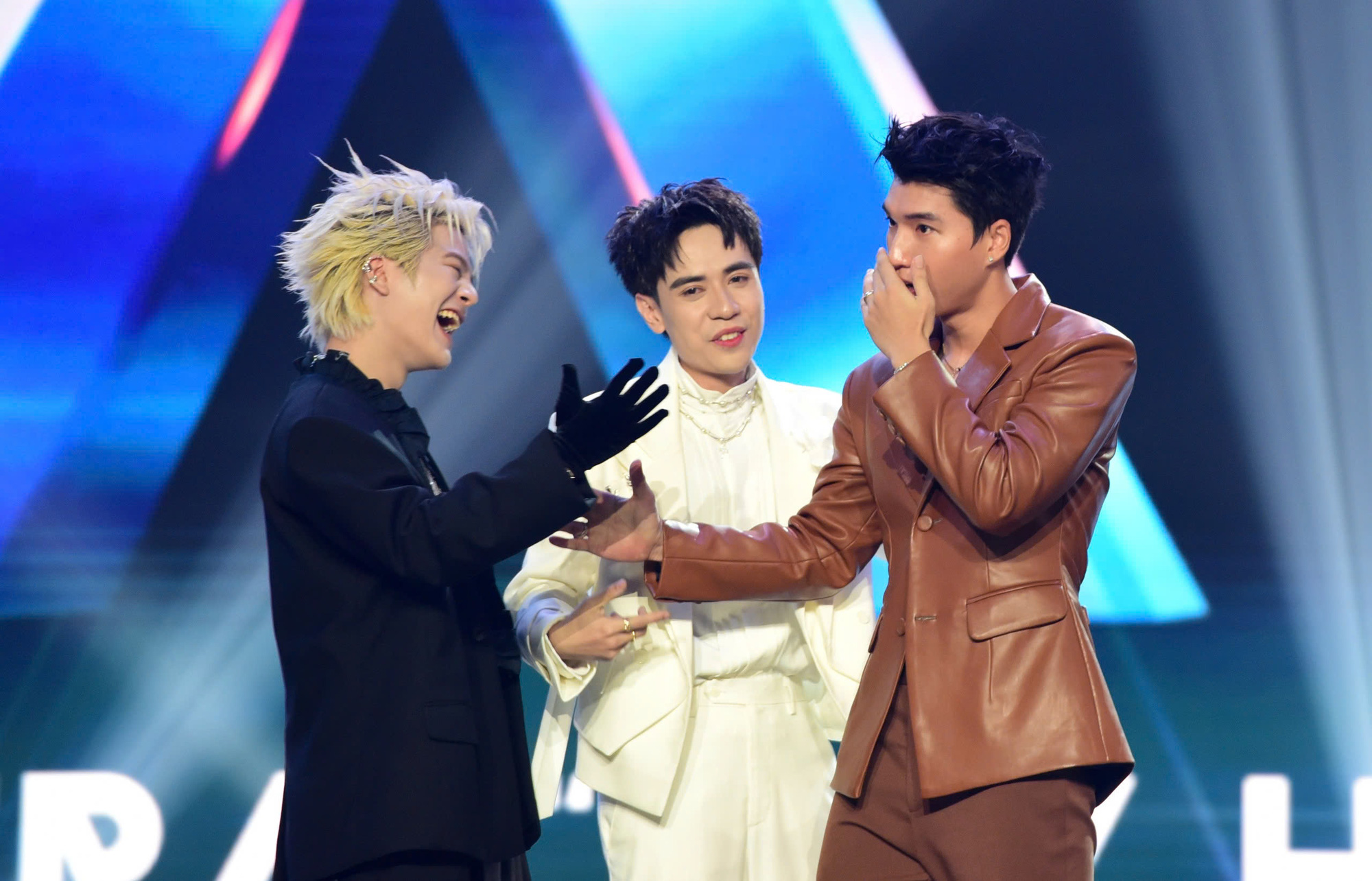 Những Thần Tượng Tuổi Học Trò: Nguyễn Thành Vinh và Canh Trứng Cà Chua