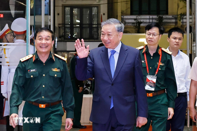 Tổng Bí thư Tô Lâm dự chương trình nghệ thuật 'Thanh âm dưới ánh mặt trời' - Ảnh 1.