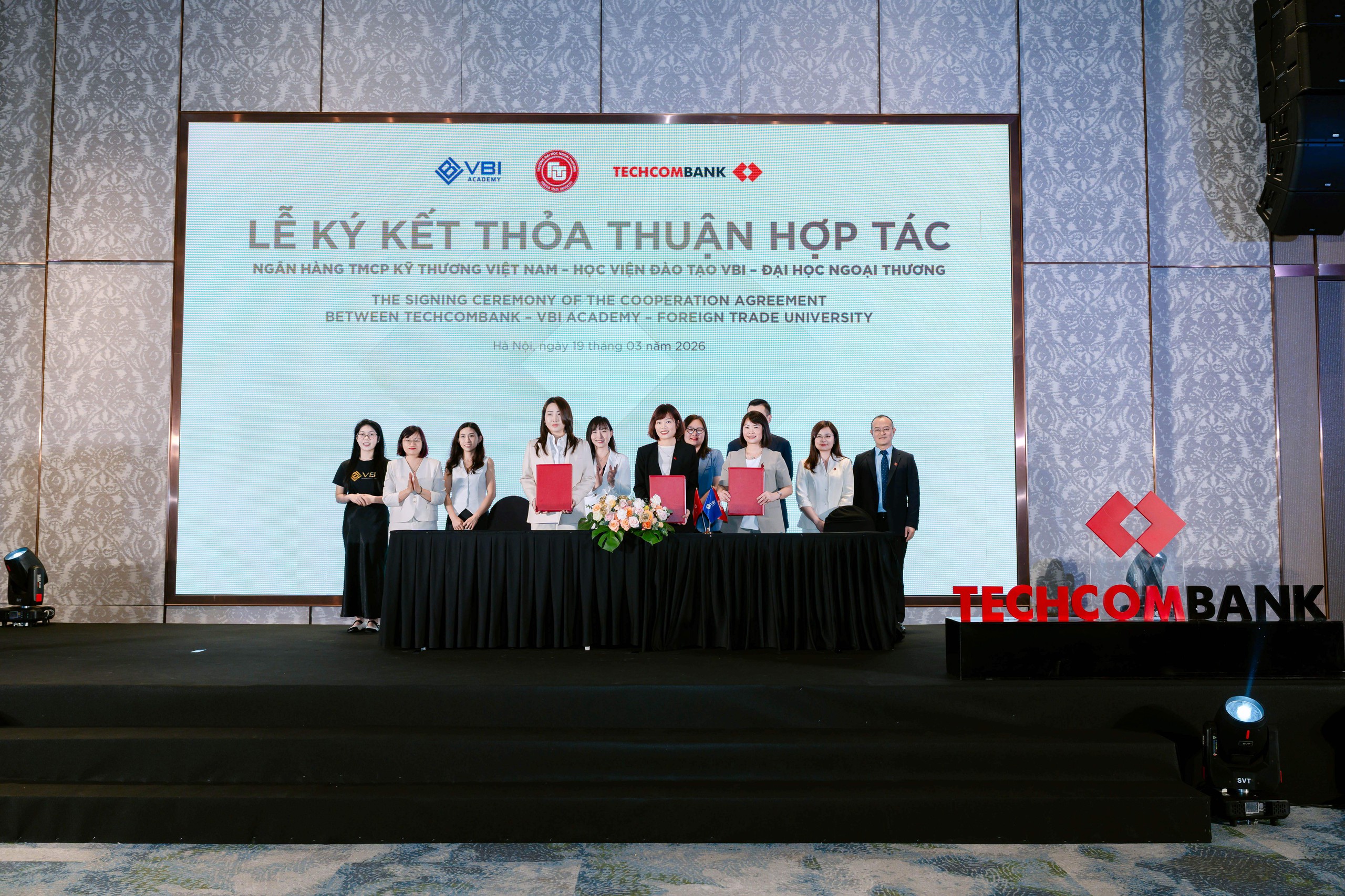 Techcombank mở 'đấu trường AI kinh doanh’ cho thế hệ kế cận - Ảnh 1.