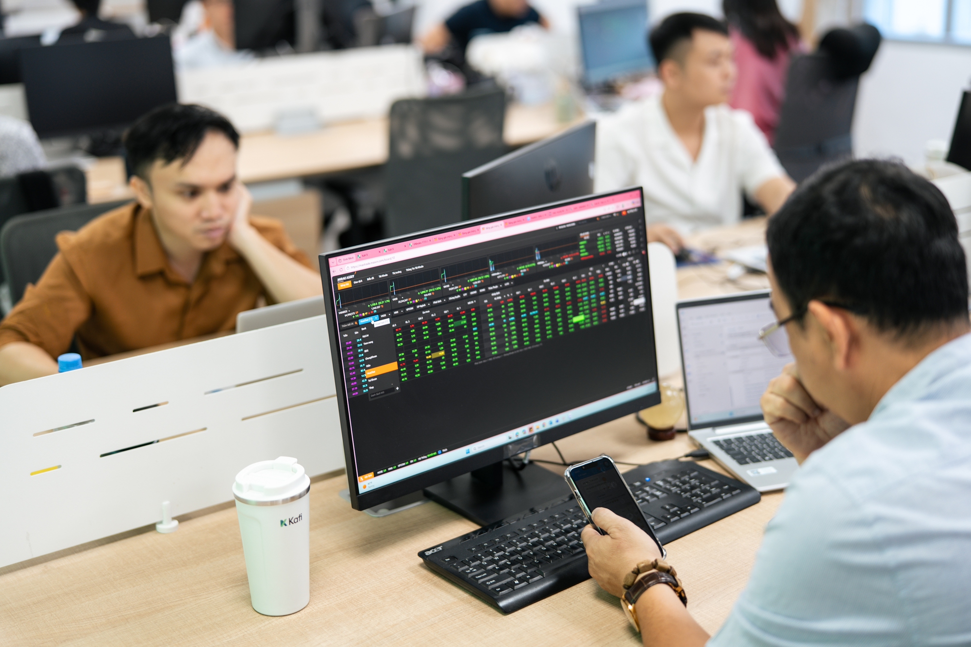 chứng khoán - Ảnh 1.