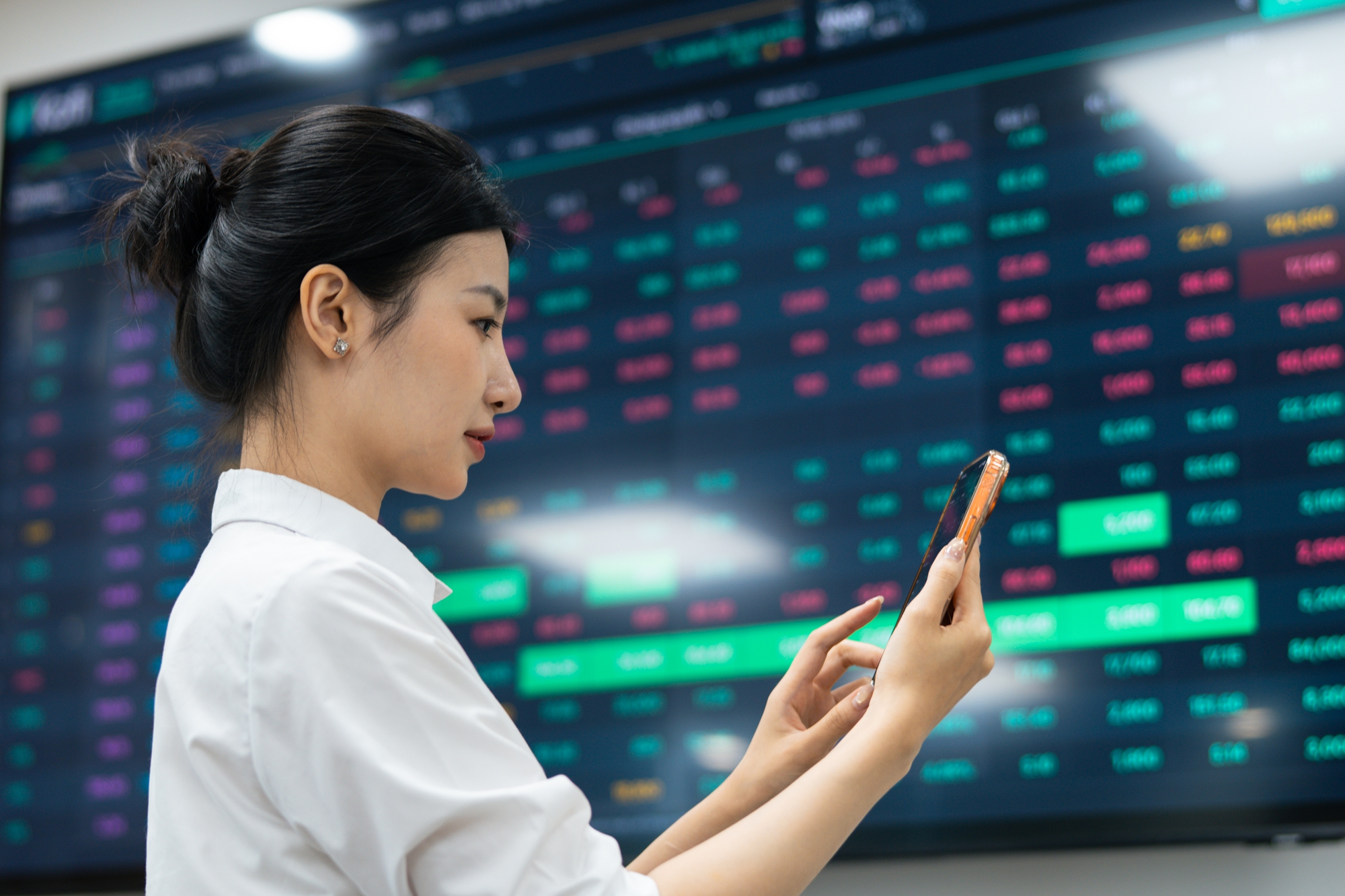 cổ phiếu - Ảnh 1.