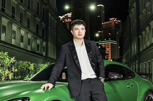 Bố mẹ Mr Pips rút trăm tỉ mua 314 lượng vàng, USD chia vào vali mang đi gửi khi con bị bắt - Ảnh 1.