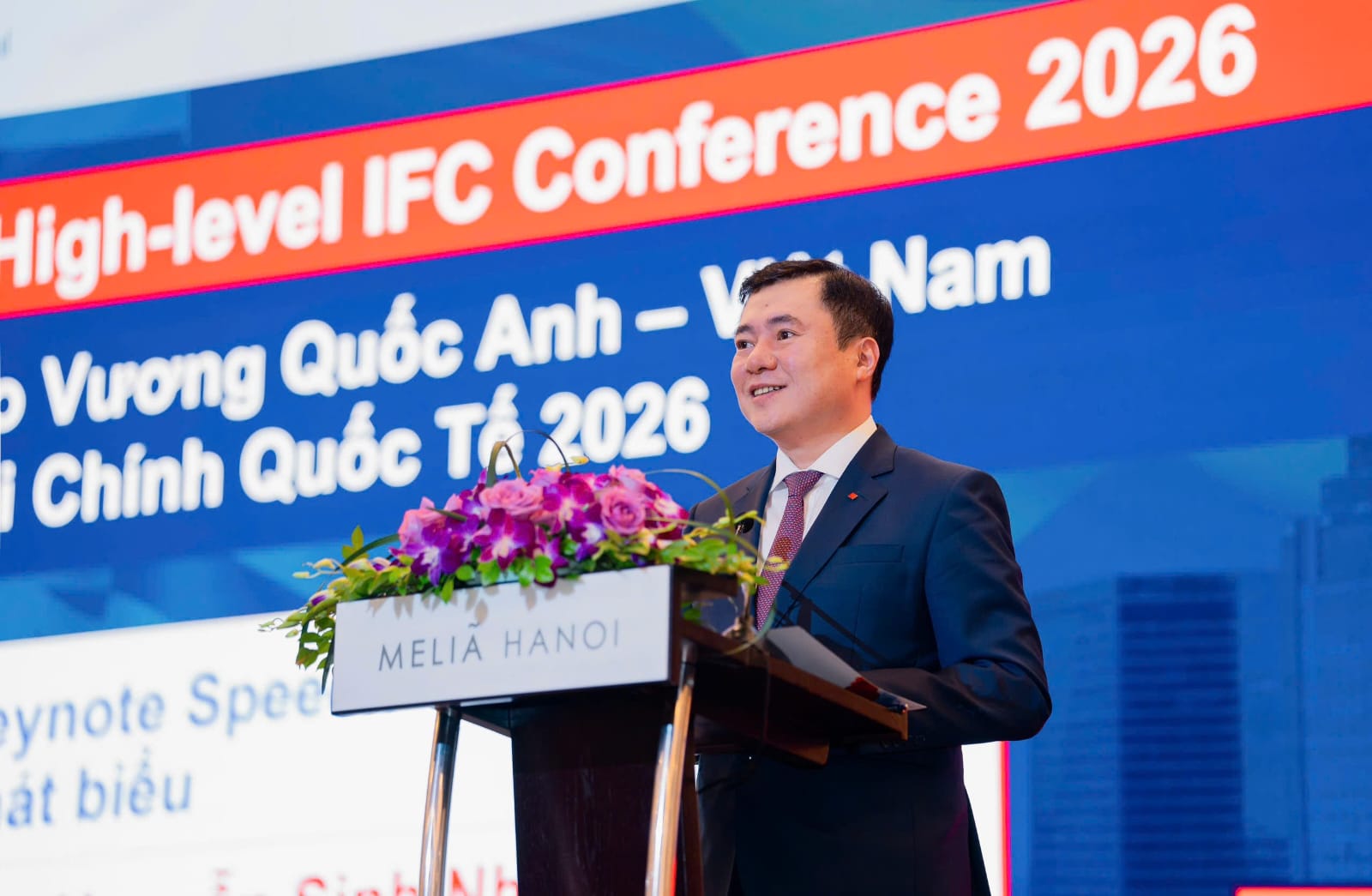 Anh - Việt tăng cường hợp tác xây dựng Trung tâm Tài chính quốc tế - Ảnh 1.