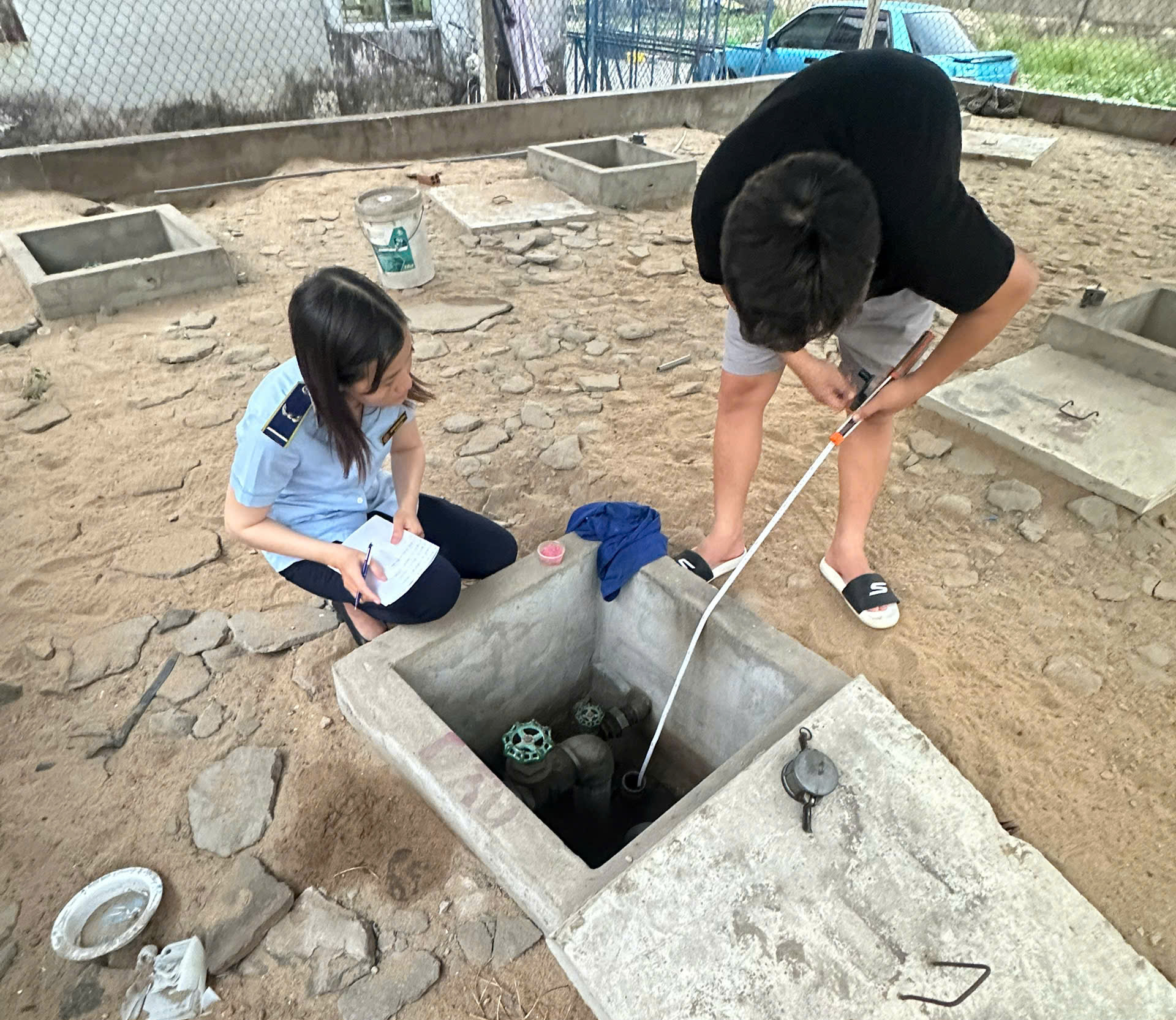 Cây xăng ở Cần Thơ bán giá cao hơn giá niêm yết bị phạt 50 triệu đồng - Ảnh 1.