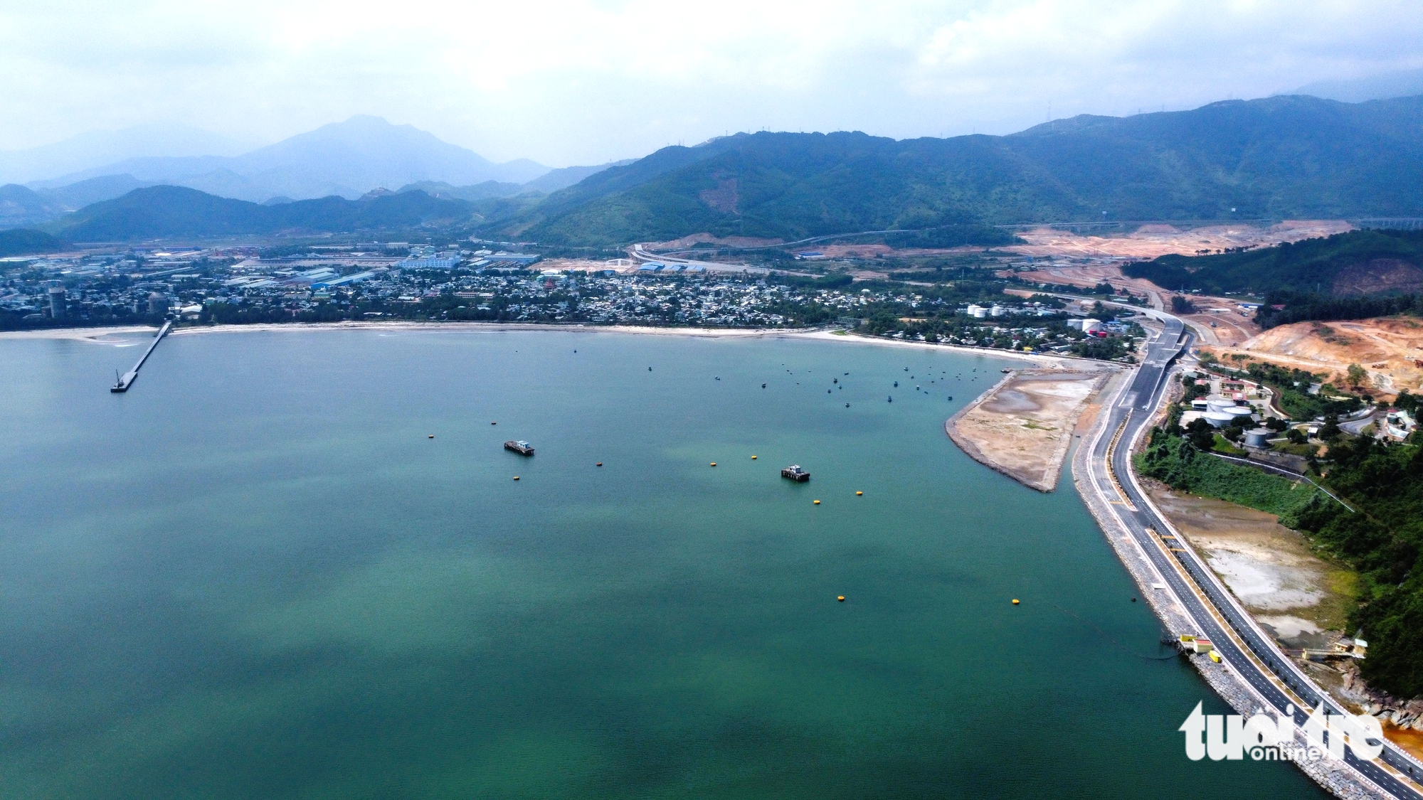 khu thương mại tự do - Ảnh 3.