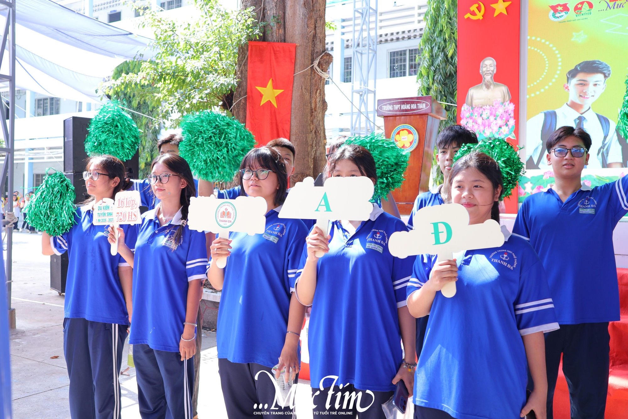 Các gian tư vấn sẵn sàng cho Ngày hội Tự tin vào lớp 10 tại Trường THPT Hoàng Hoa Thám - Ảnh 10.