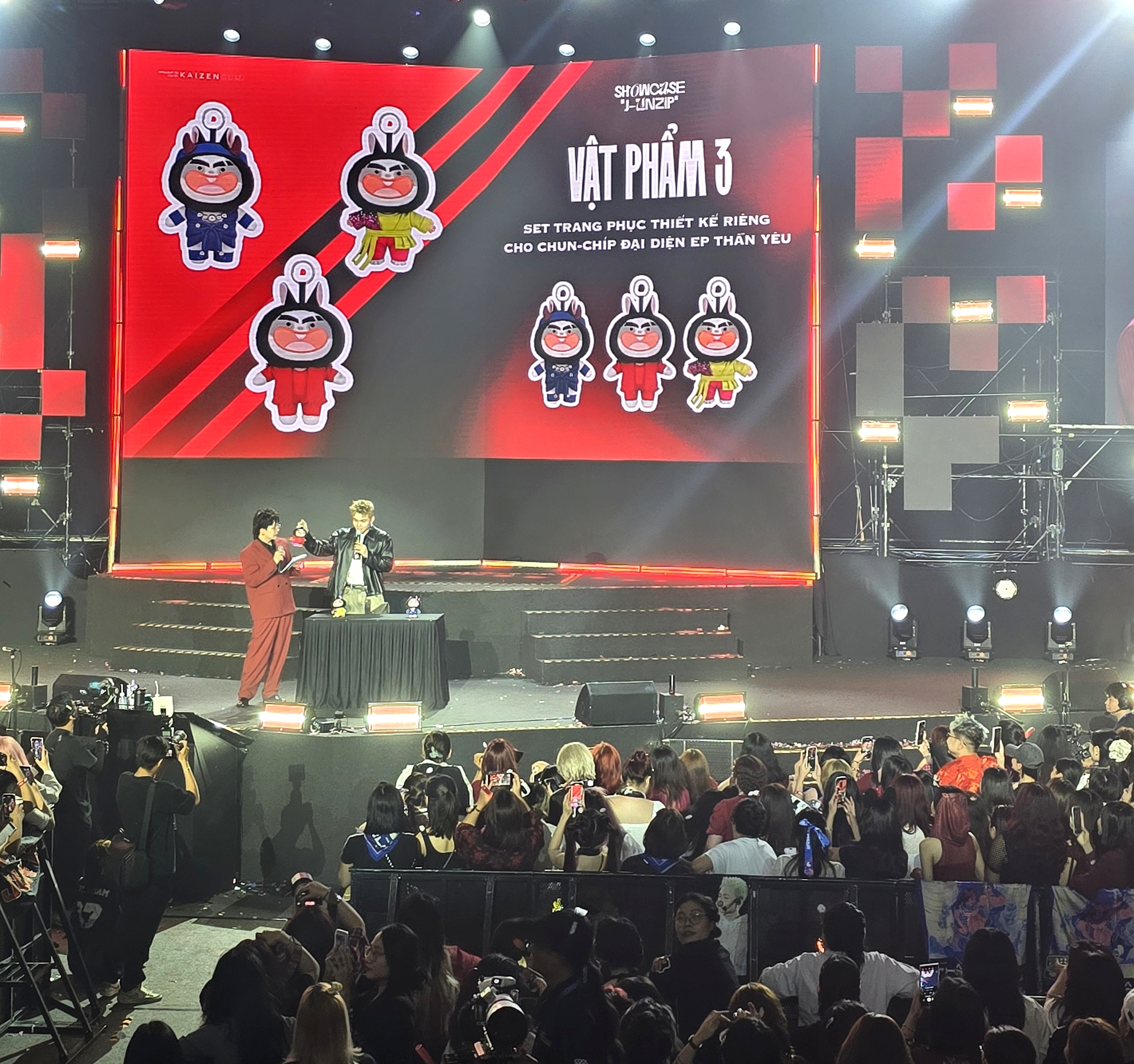 26 trái tim nhỏ được cứu từ chương trình Jun Phạm J-UNZIP Showcase - Ảnh 3. Jun Phạm - Ảnh 2.