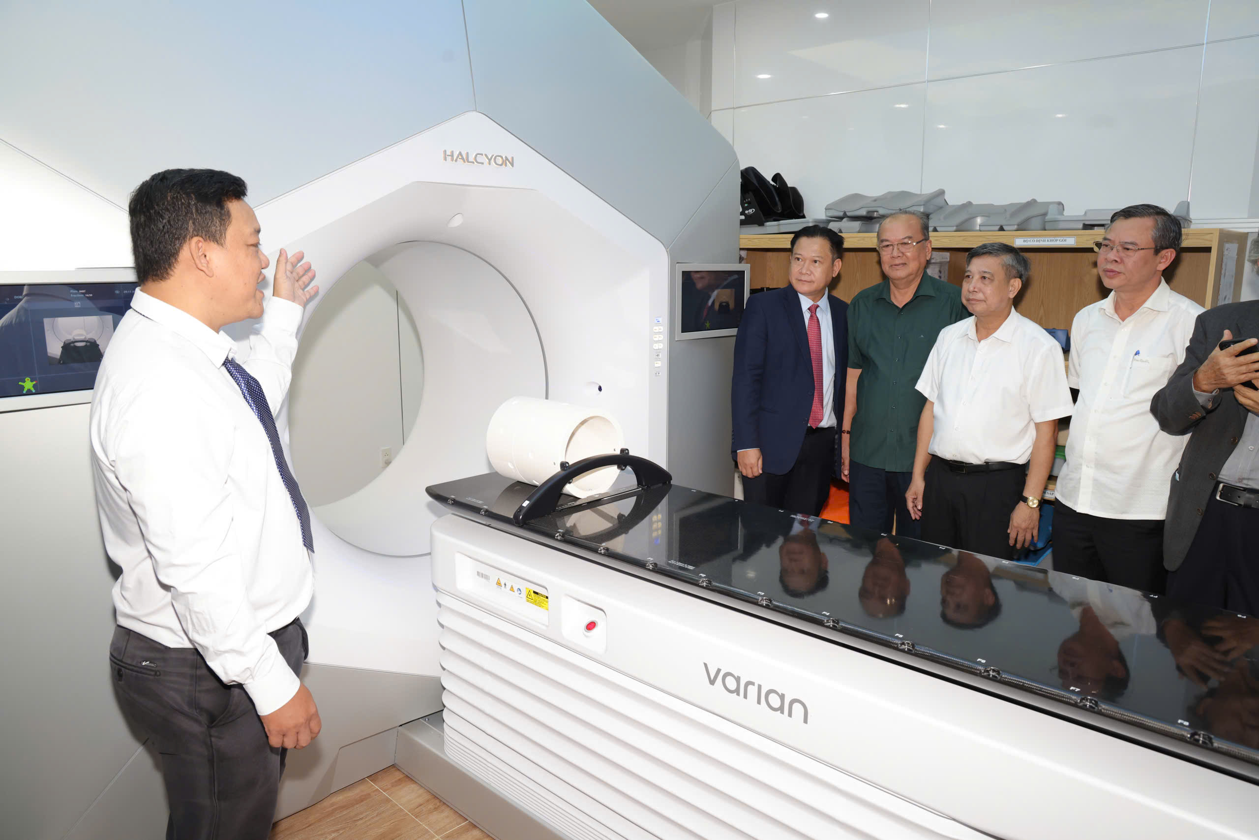 xạ trị - Ảnh 2.