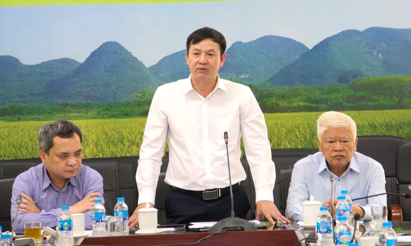 Đề nghị doanh nghiệp ưu tiên phân bón cho thị trường trong nước - Ảnh 1.