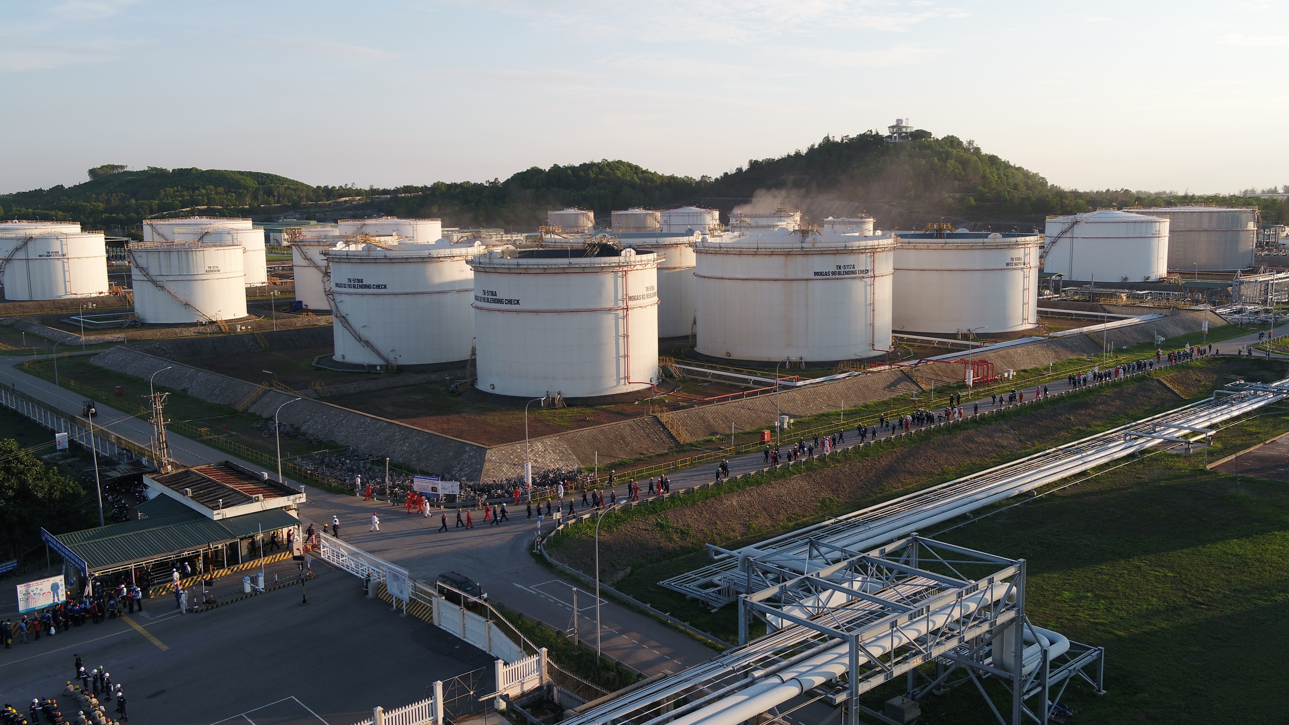 xăng dầu - Ảnh 4.