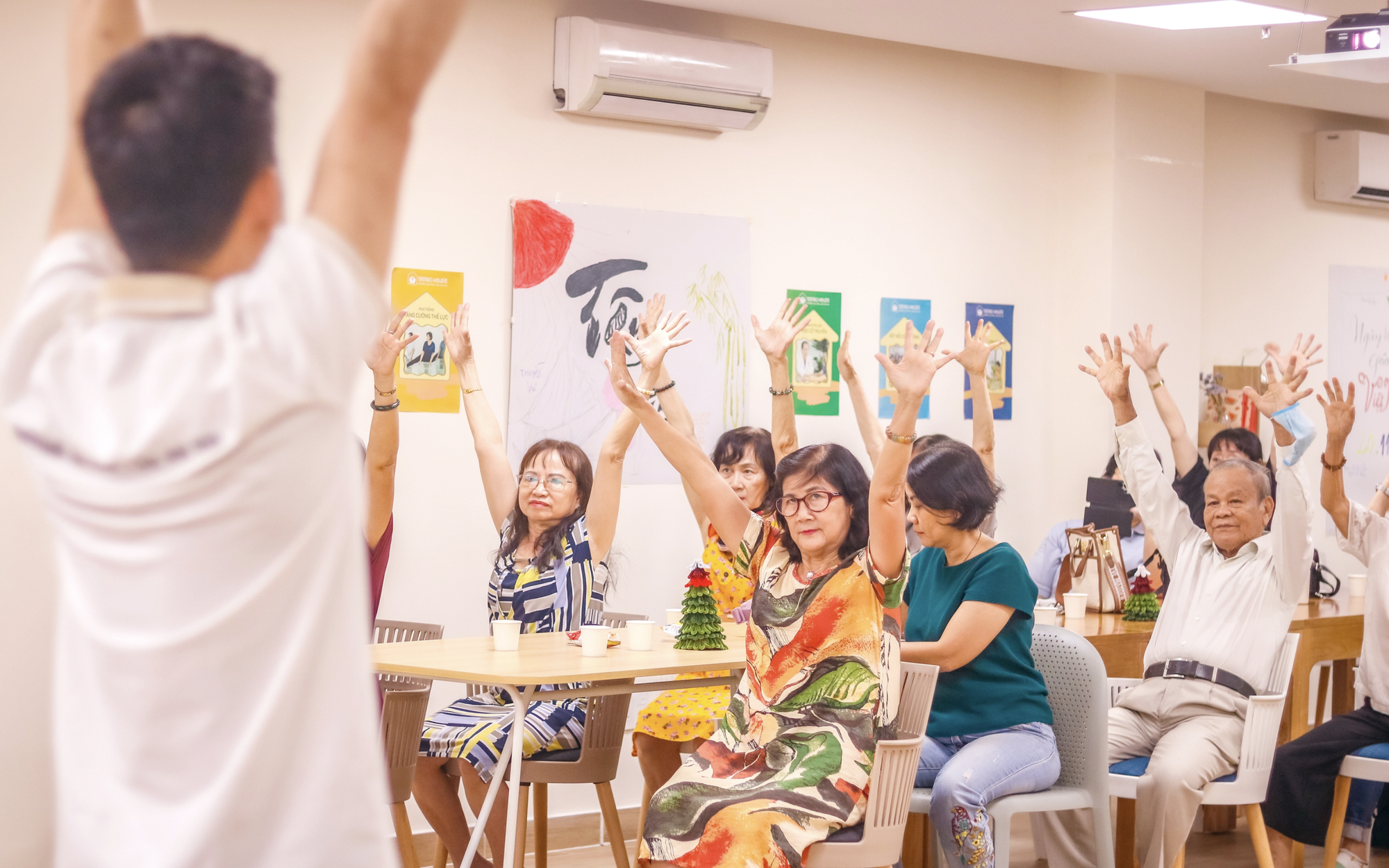 Home-based care seen as gold mine for Vietnam’s silver economy- Ảnh 1.