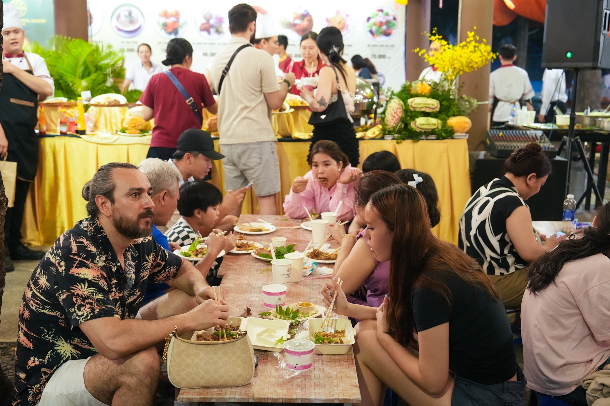 ẩm thực - Ảnh 1.