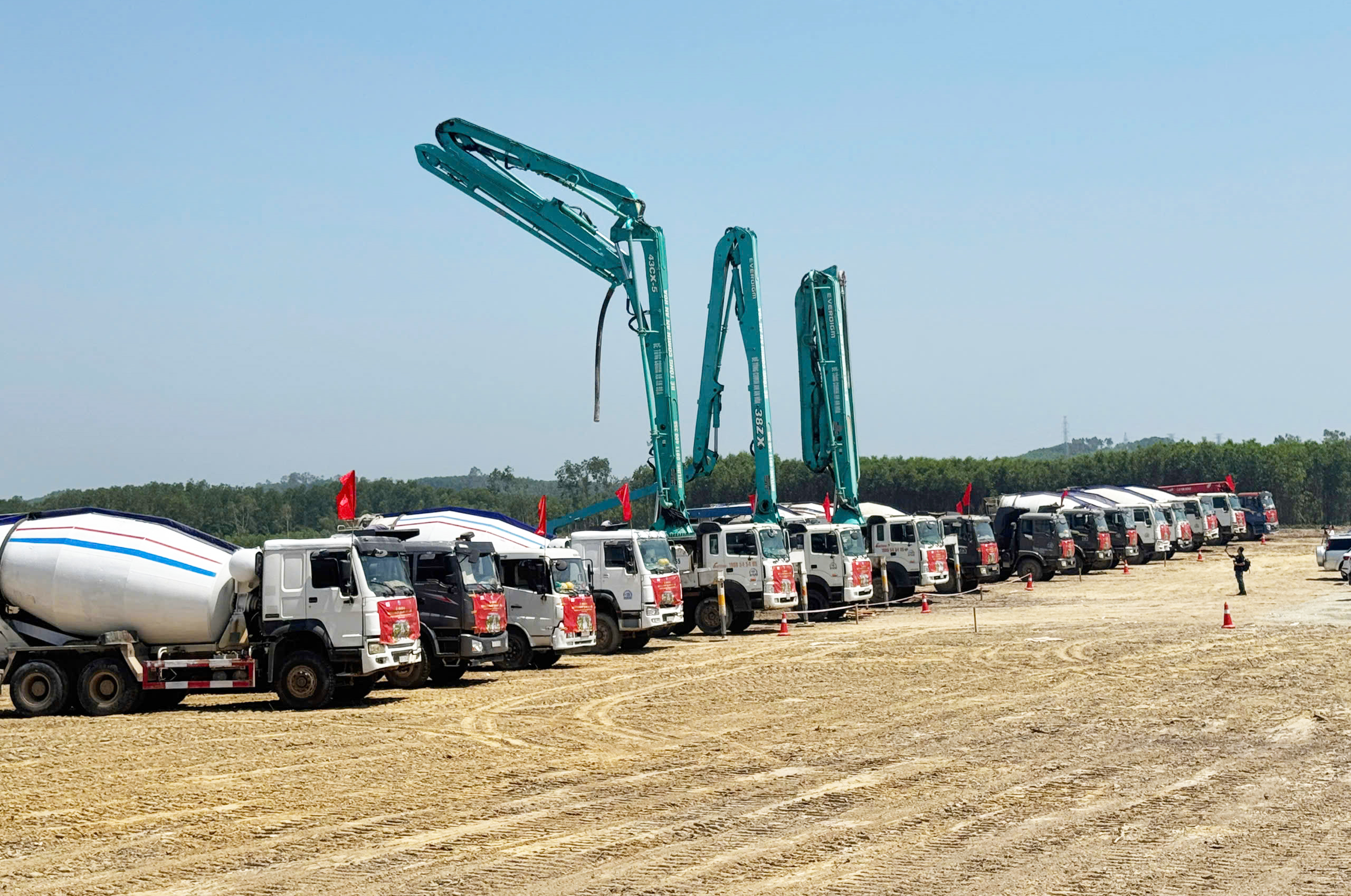 Khu công nghiệp 4.152 tỉ đồng vừa khởi công ở Đà Nẵng thu hút ngành nghề nào? - Ảnh 1.