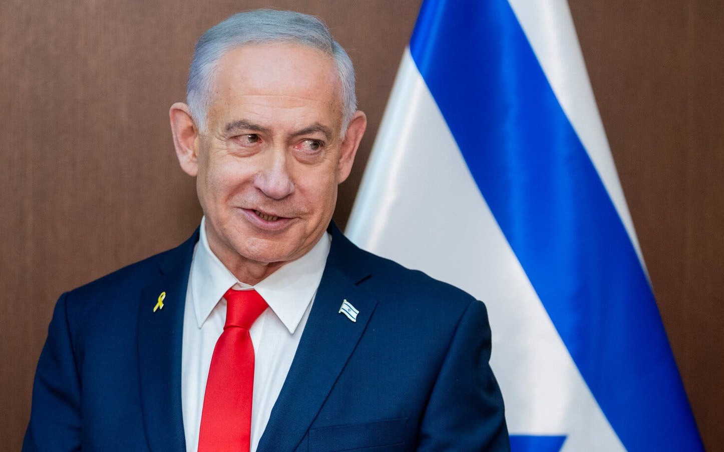 Ông Netanyahu đăng video đi uống cà phê, bác tin đồn đã thiệt mạng - Ảnh 1.