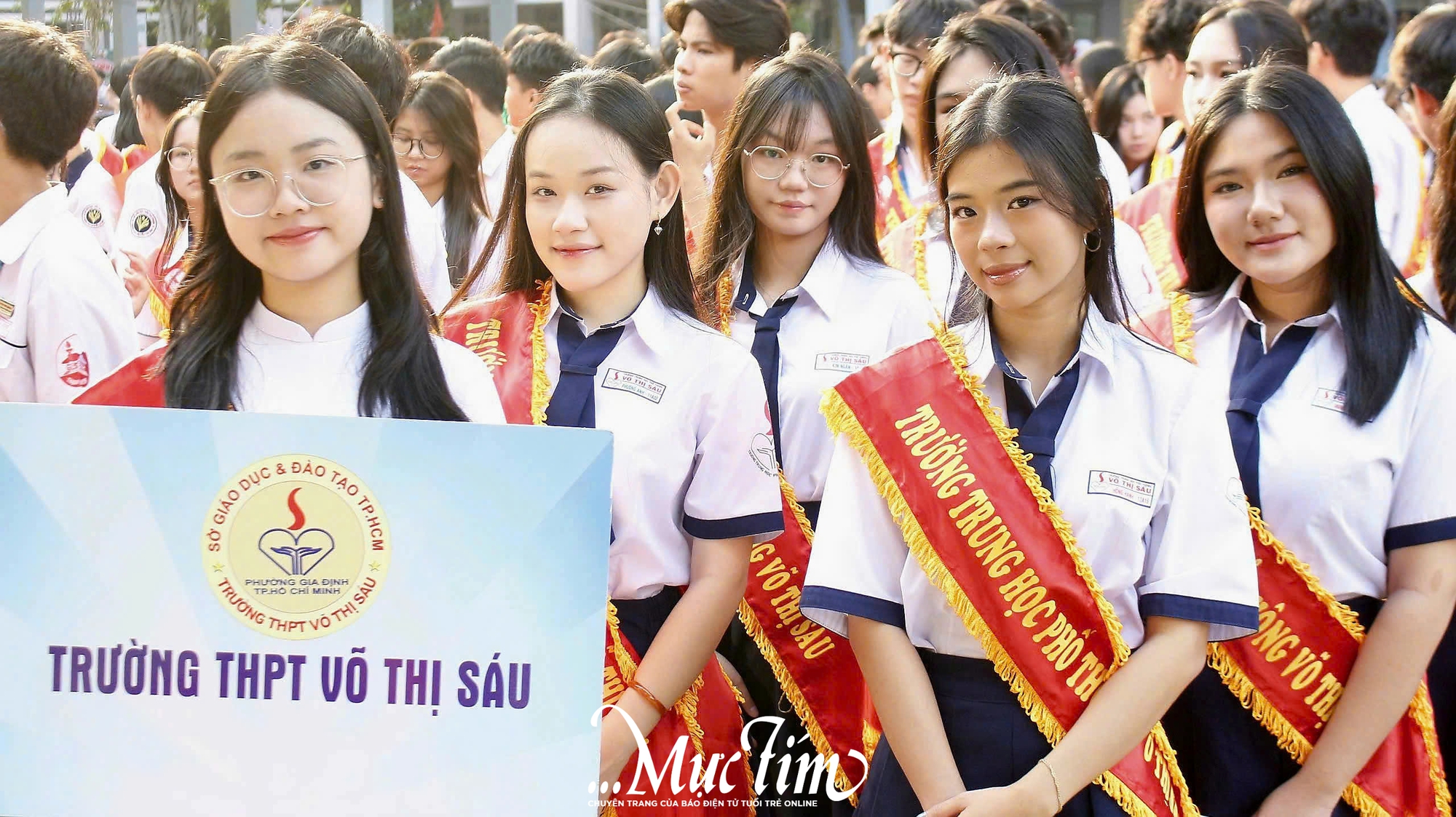 Có gì tại gian tư vấn Trường THPT Võ Thị Sáu tại Ngày hội Tự tin vào lớp 10 khiến teen thích mê?- Ảnh 1. Có gì tại gian tư vấn Trường THPT Võ Thị Sáu tại Ngày hội Tự tin vào lớp 10 khiến teen thích mê?- Ảnh 1.