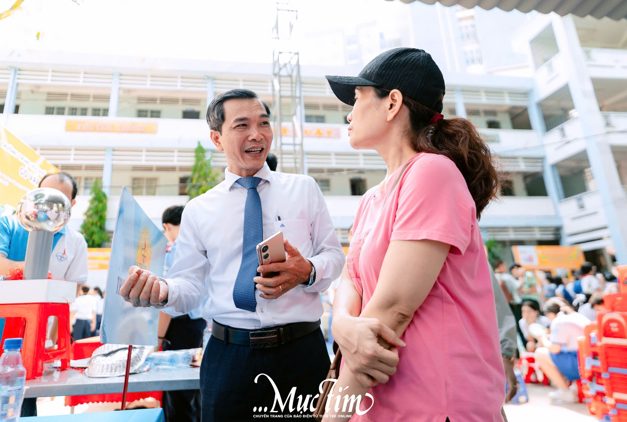 Có gì tại gian tư vấn Trường THPT Võ Thị Sáu tại Ngày hội Tự tin vào lớp 10 khiến teen thích mê?- Ảnh 4. Có gì tại gian tư vấn Trường THPT Võ Thị Sáu tại Ngày hội Tự tin vào lớp 10 khiến teen thích mê?- Ảnh 4.