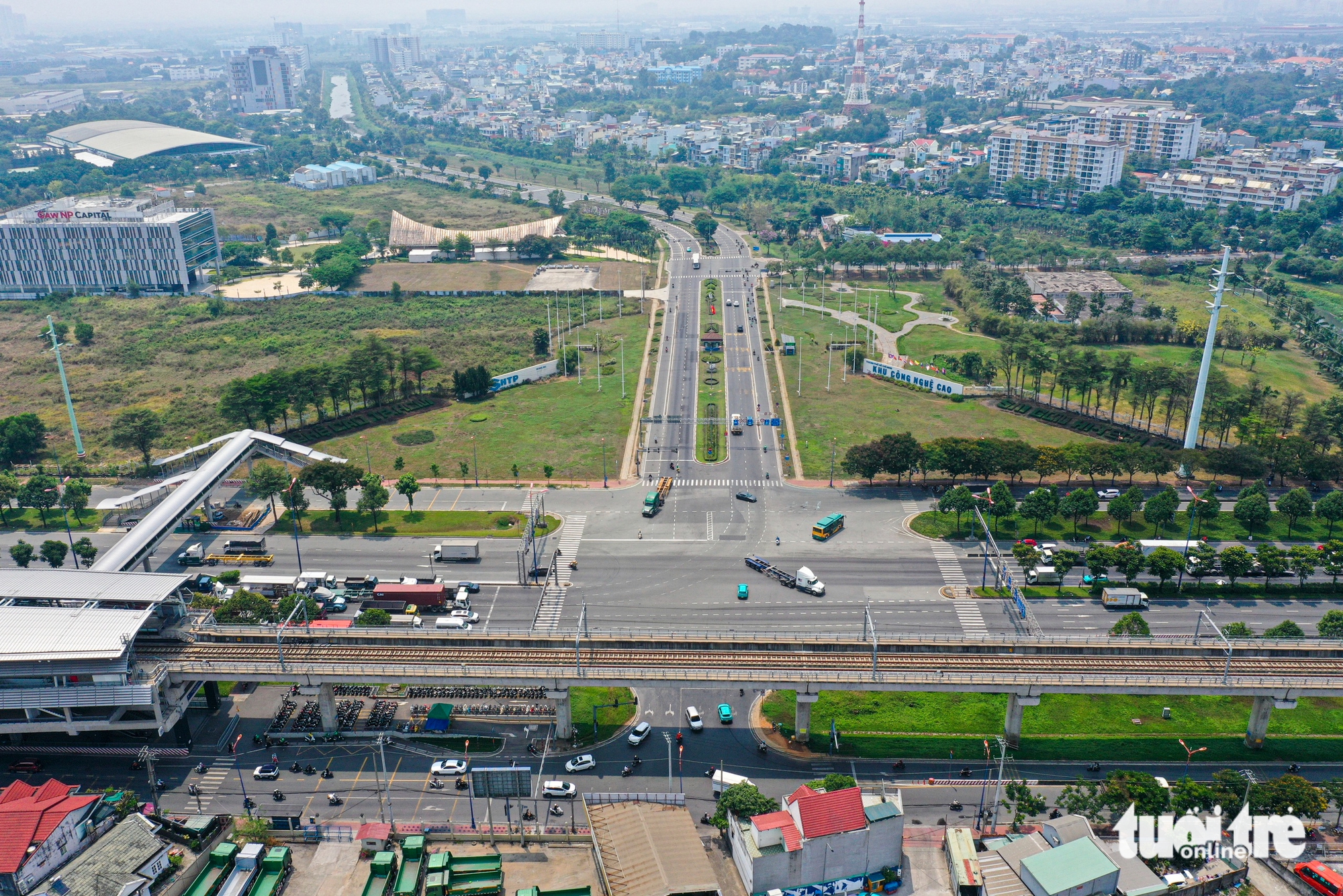 xa lộ hà nội - Ảnh 11.