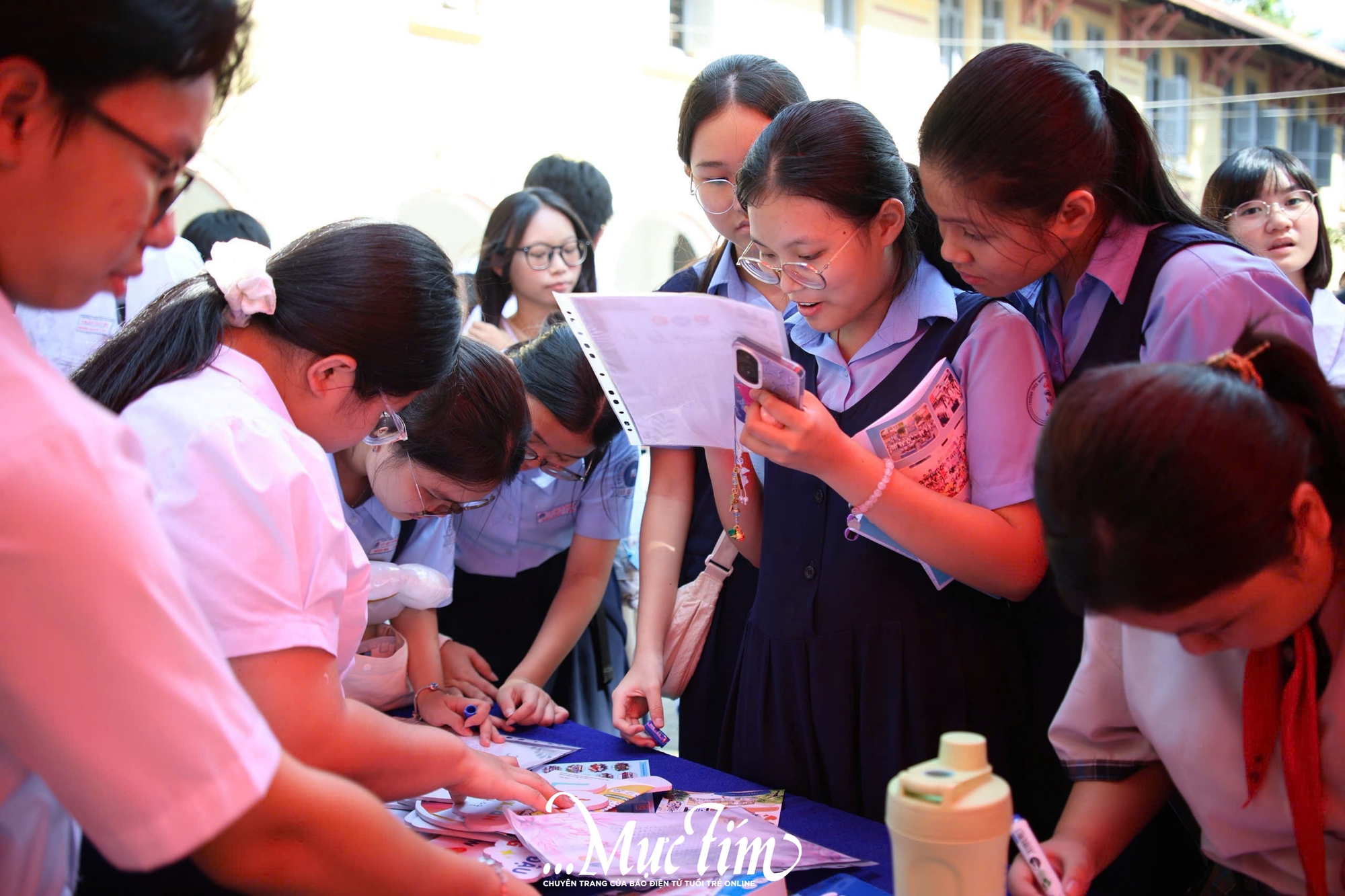 Tự tin vào lớp 10: Đội hình diễu hành Trường THPT Hàn Thuyên, Gò Vấp, Nguyễn Thái Bình, Trường Trung học Thực hành Sài Gòn- Ảnh 16.
