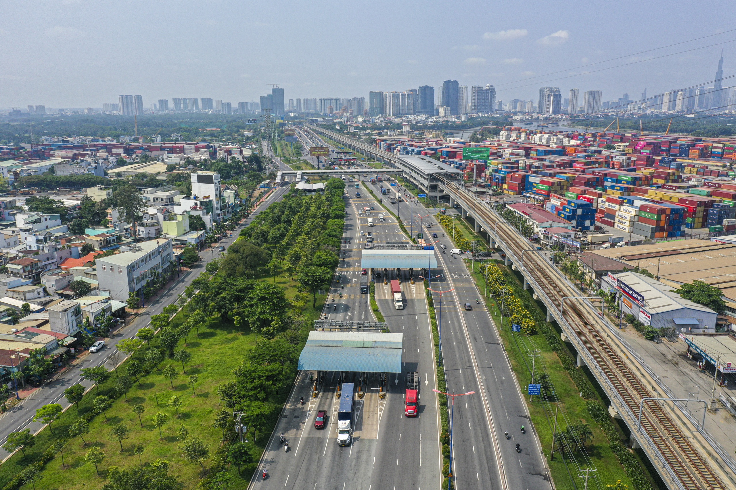 xa lộ hà nội - Ảnh 13.