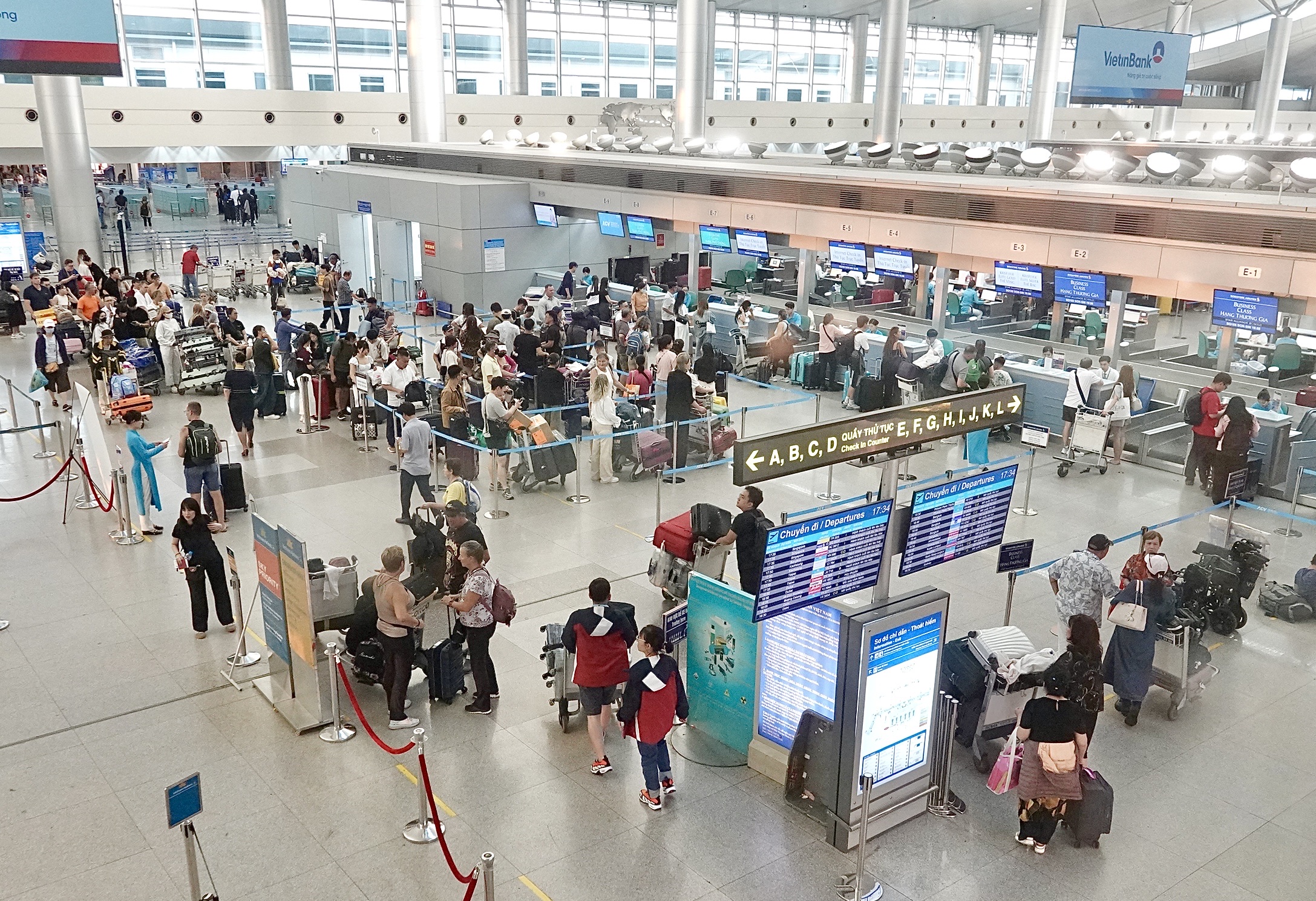 hàng không - Ảnh 1.