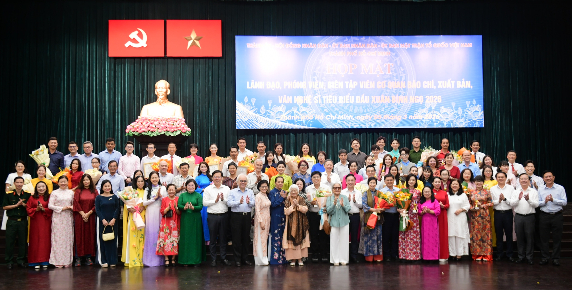 nghệ sĩ - Ảnh 11.