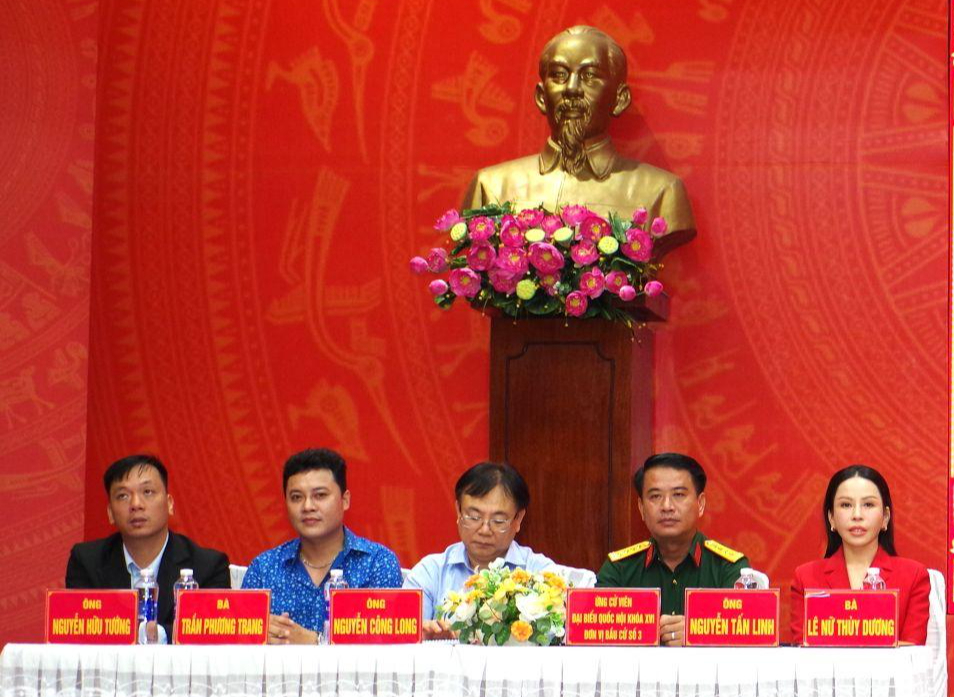 Đơn vị bầu cử số 3 tại Đồng Nai: Ứng viên cam kết đào tạo việc làm, nhà ở cho công nhân - Ảnh 1.