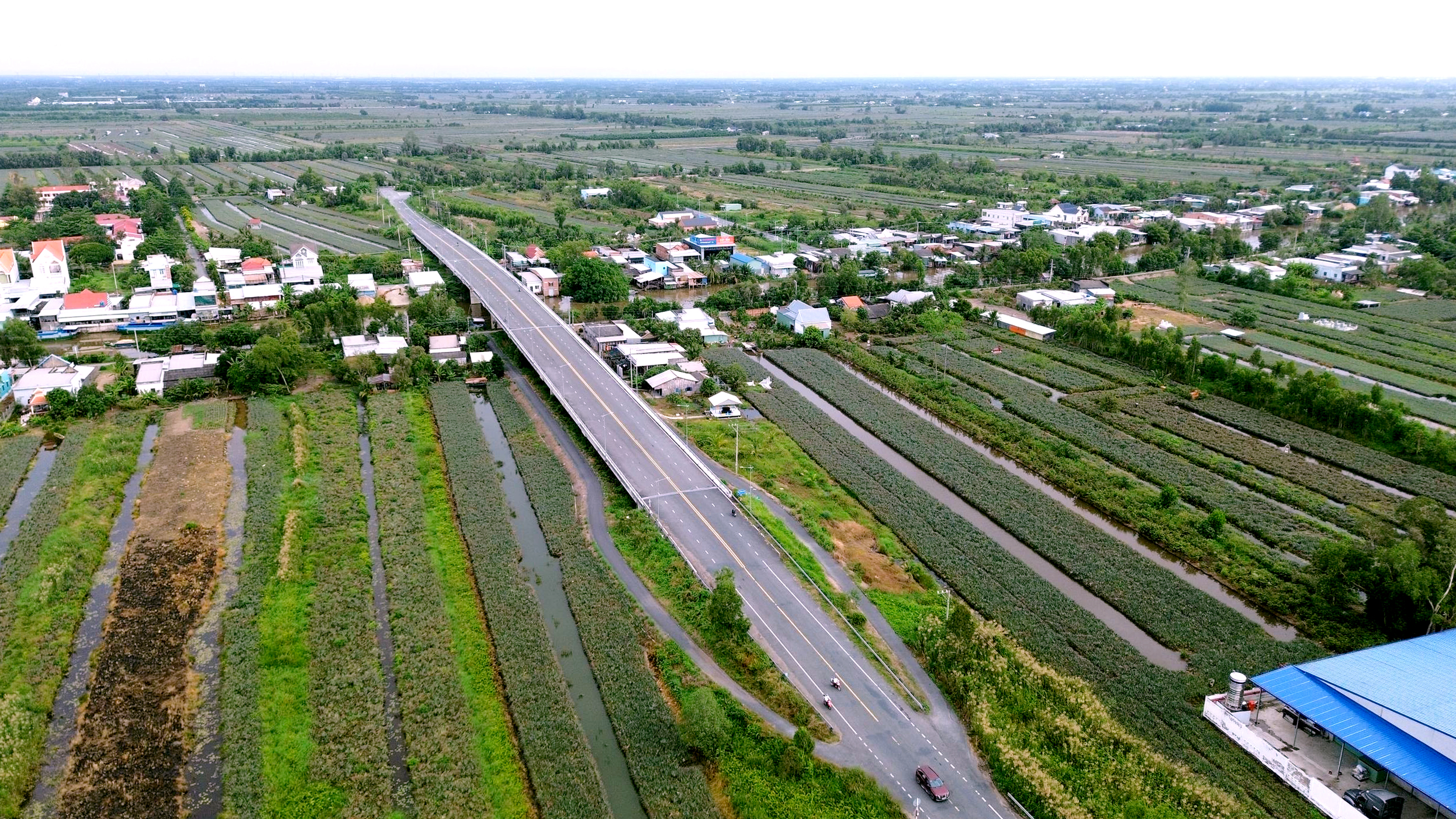 Hơn 822 tỉ đồng làm đường nối từ cao tốc đến vùng Đồng Tháp Mười - Ảnh 1.