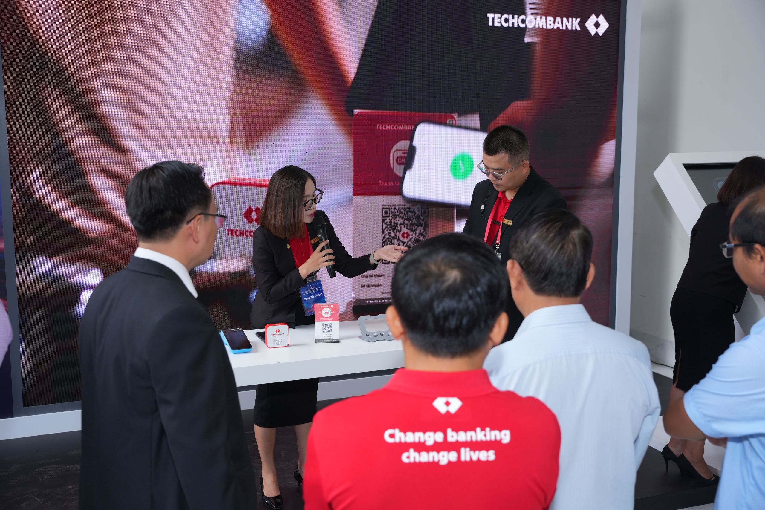 Techcombank - Ảnh 4.