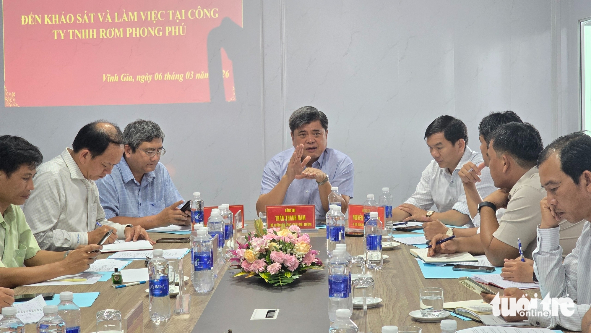 Thu mua rơm làm 50.000-60.000 tấn 'bánh rơm' vừa cho chăn nuôi, vừa bảo vệ môi trường - Ảnh 3.